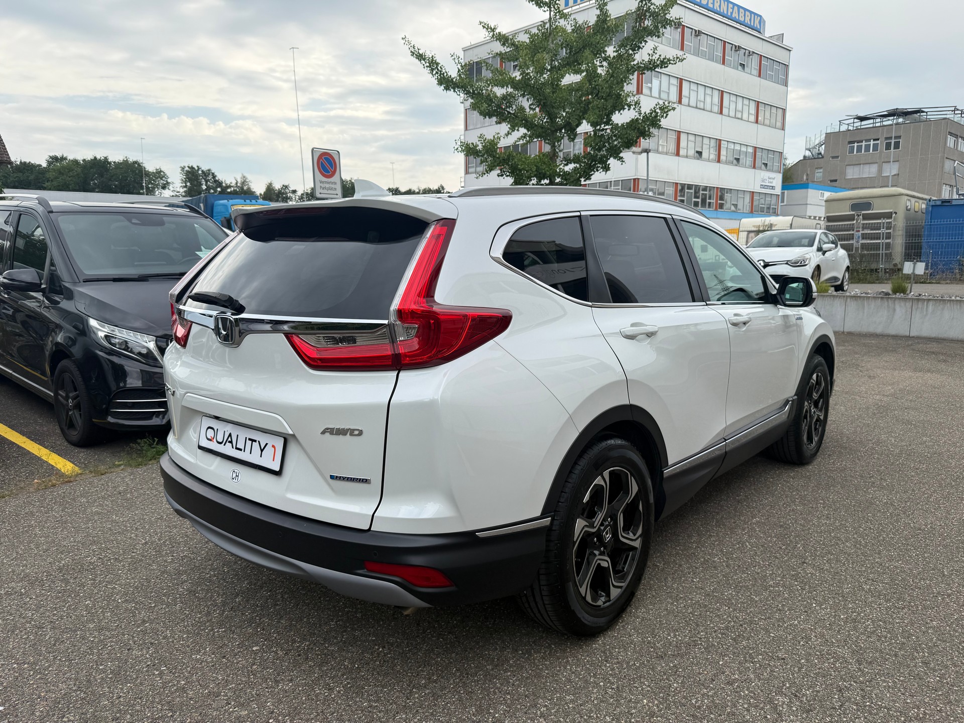 HONDA CR-V 2.0i MMD Hybrid Executive 4WD Automatic-image-3