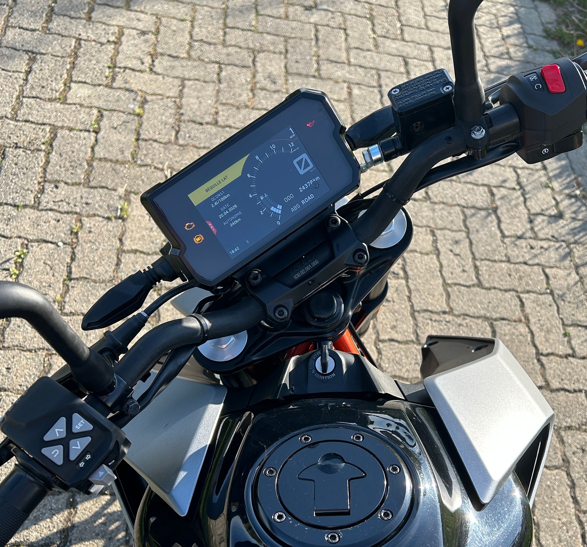 KTM 125 Duke 2021-image-3