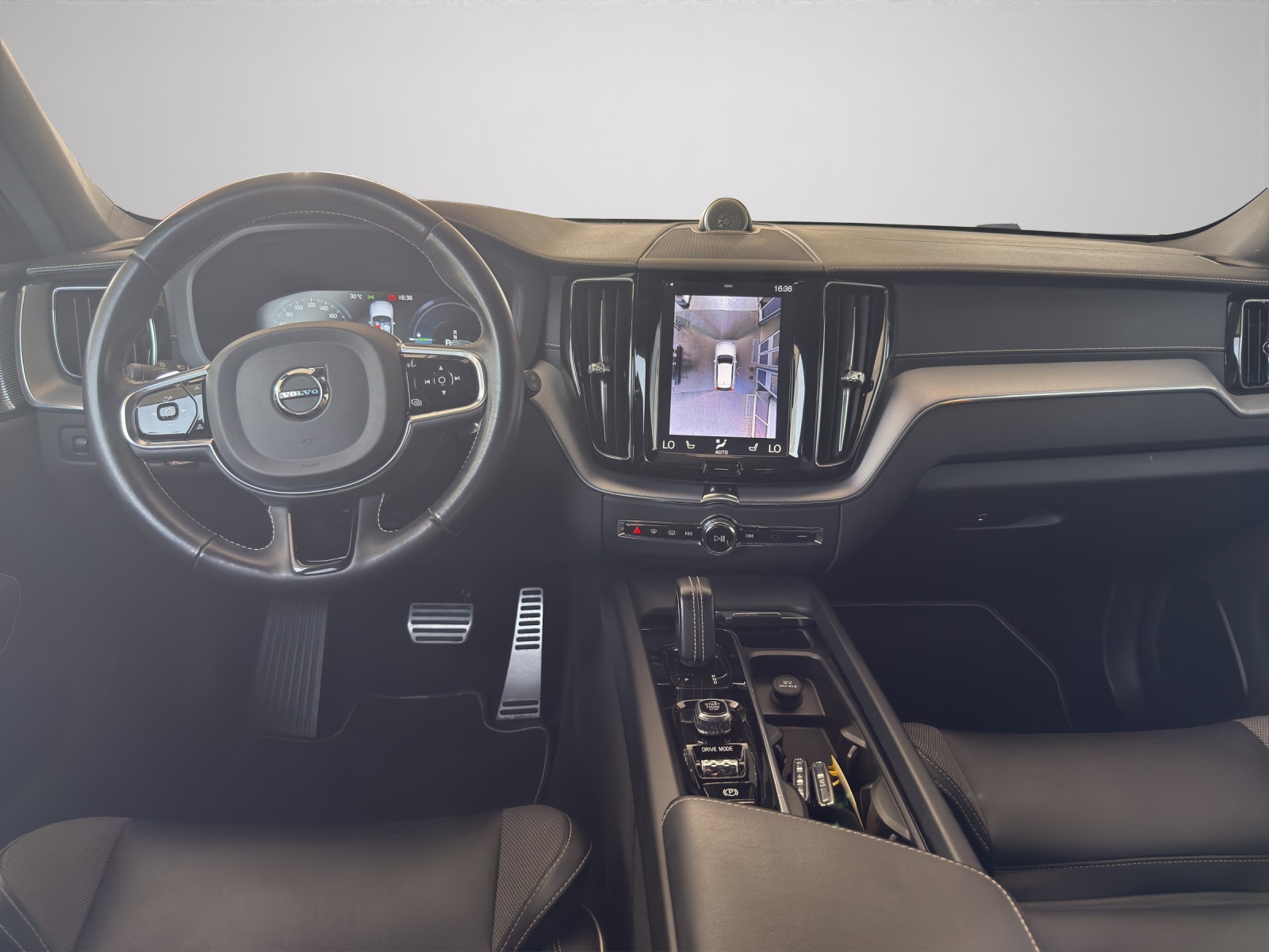 VOLVO XC60 T8 eAWD Polestar Geartronic-image-11