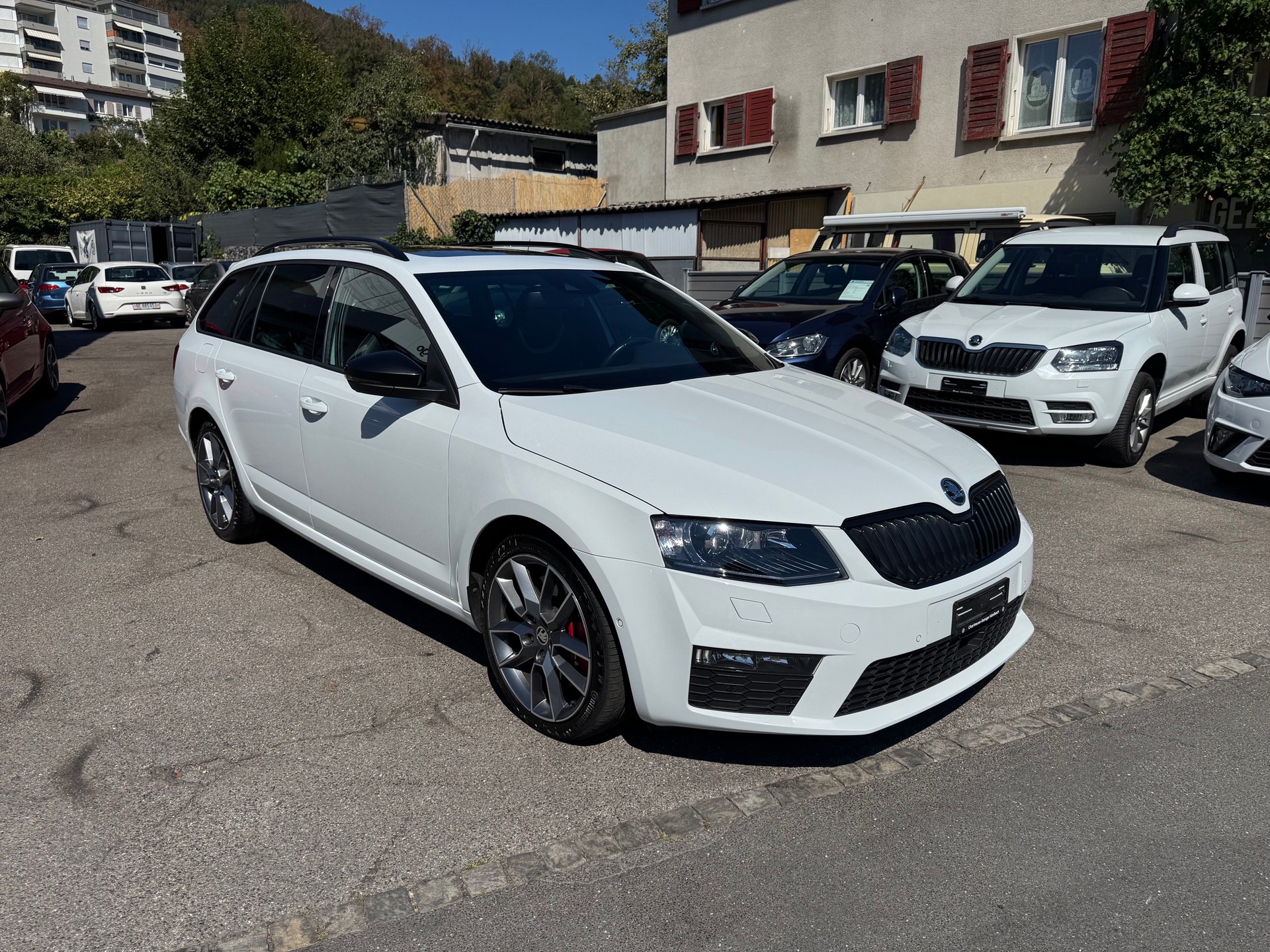 SKODA Octavia Combi 2.0 TSI RS DSG-showroom-element-3