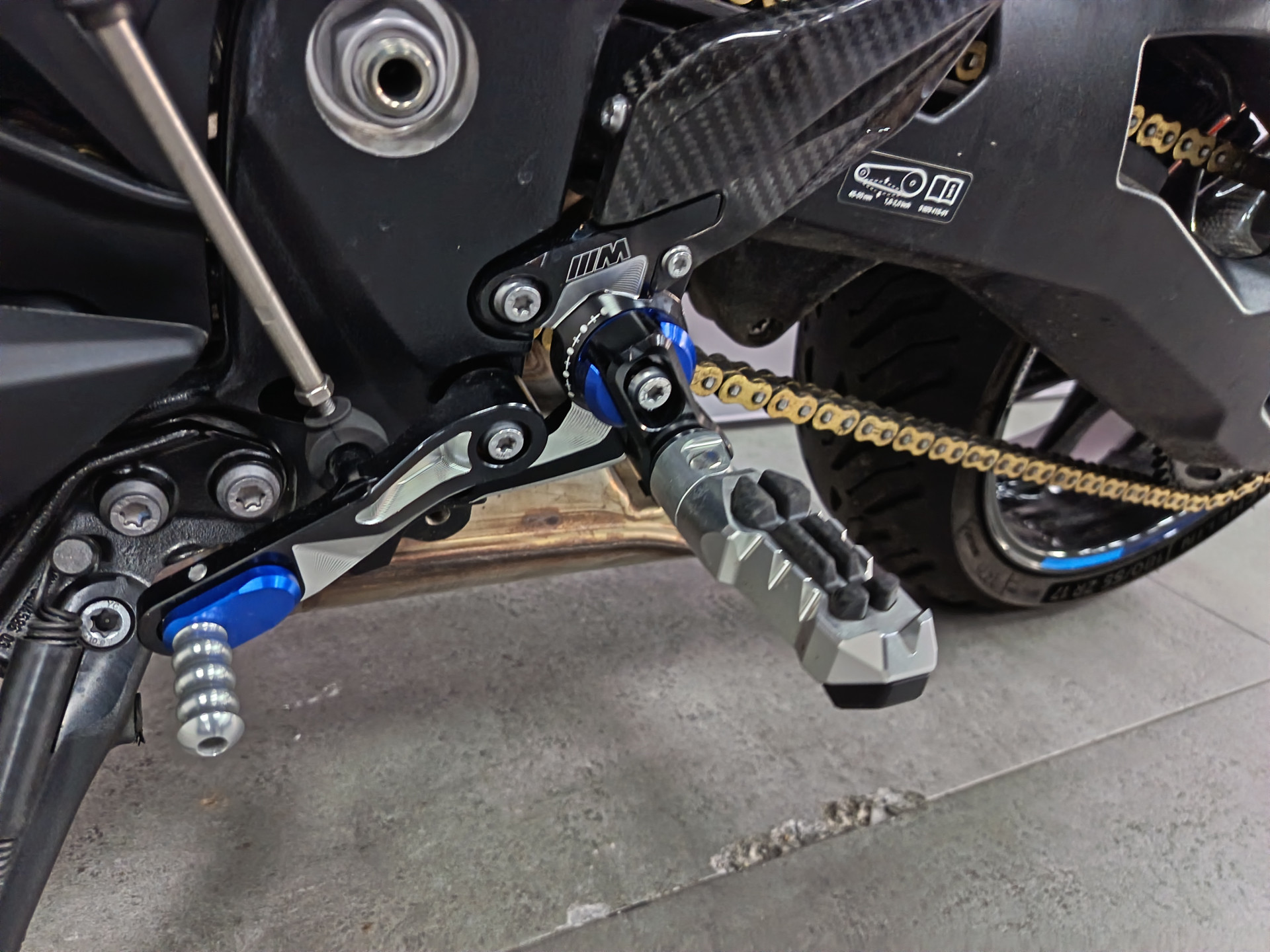 BMW S 1000 XR *** Carbon Pack + Killed Parts Pack ***-image-9