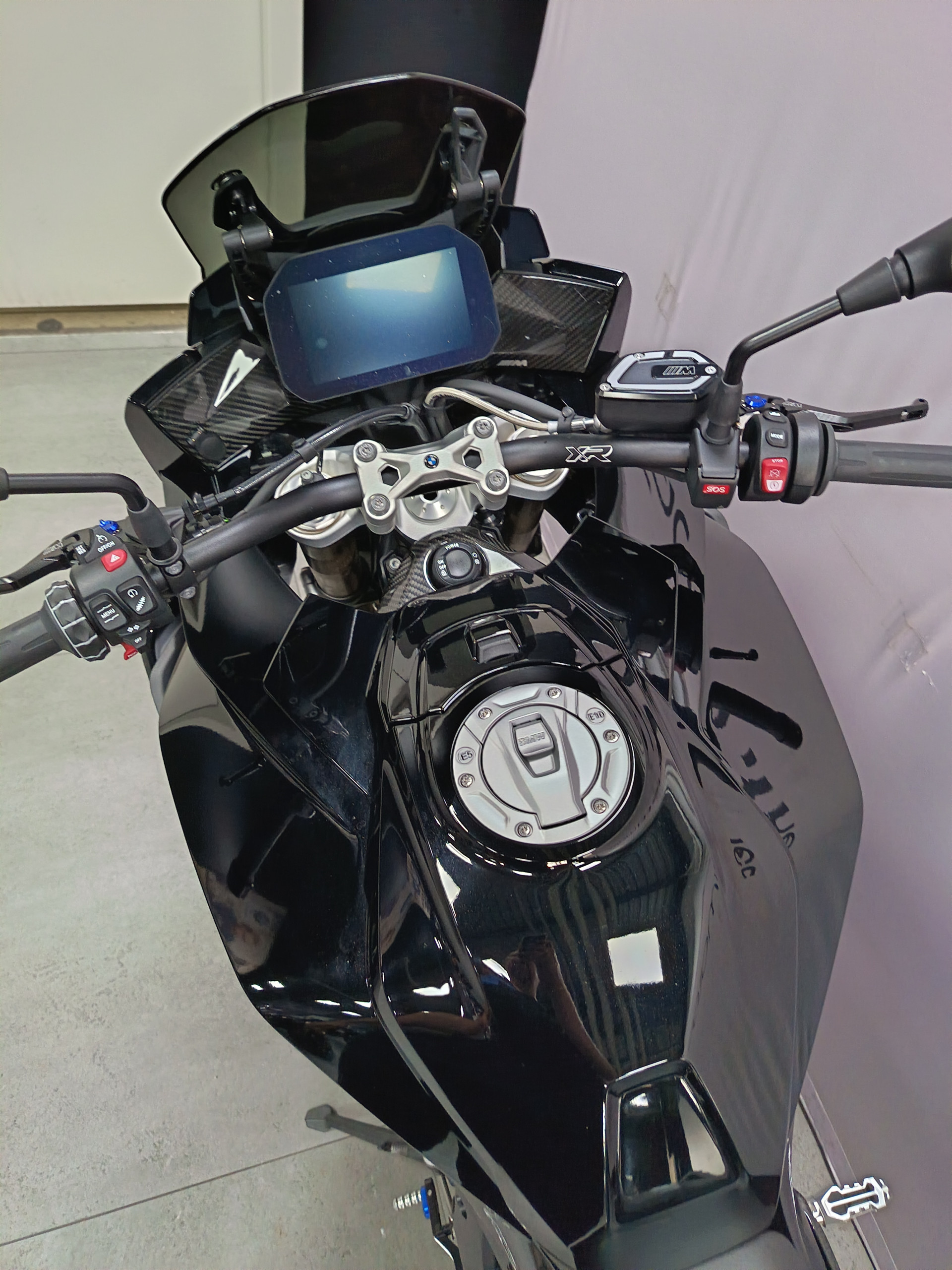 BMW S 1000 XR *** Carbon Pack + Killed Parts Pack ***-image-2