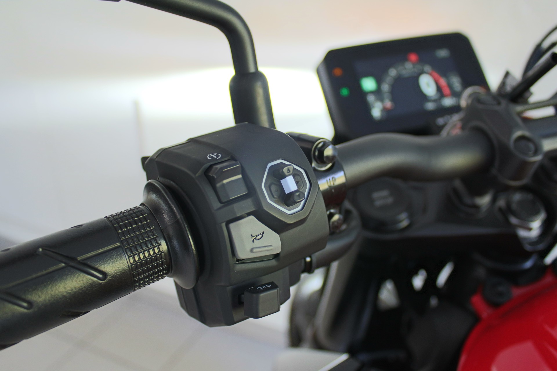 HONDA CB 500 Hornet-image-10