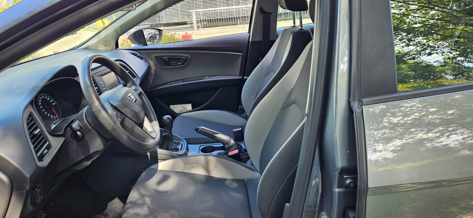 SEAT Leon ST 1.2 TSI Style-image-4