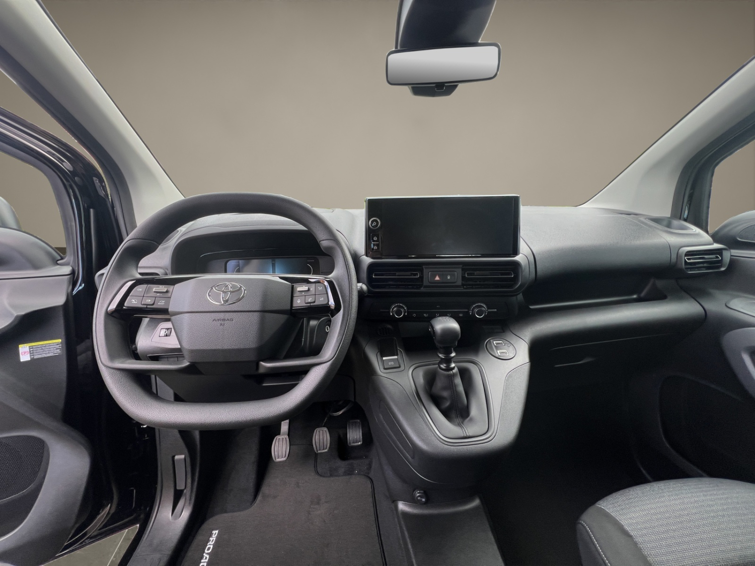 TOYOTA Proace City Verso L2 1.2 110 Comfort-image-9