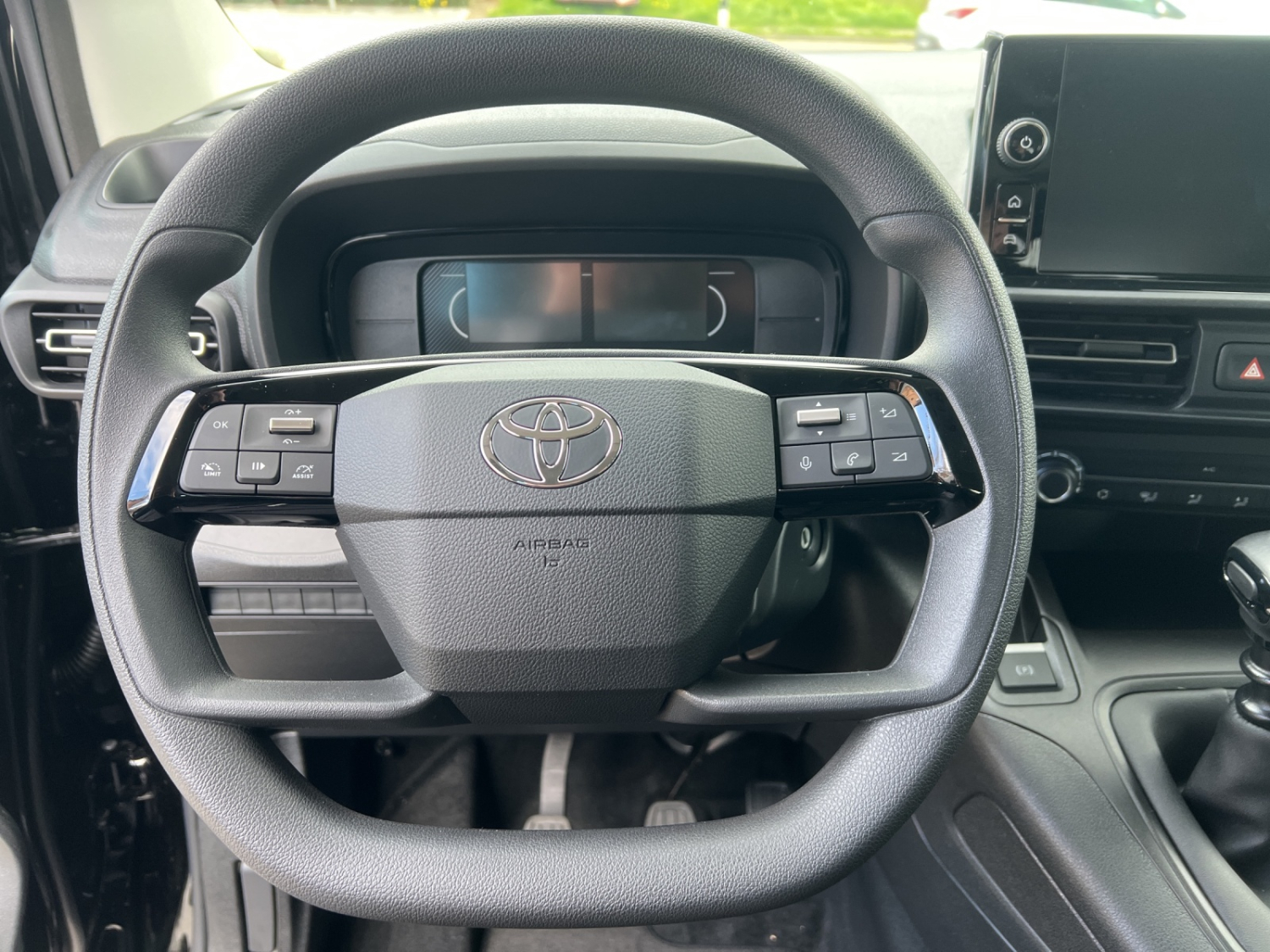TOYOTA Proace City Verso L2 1.2 110 Comfort-image-10