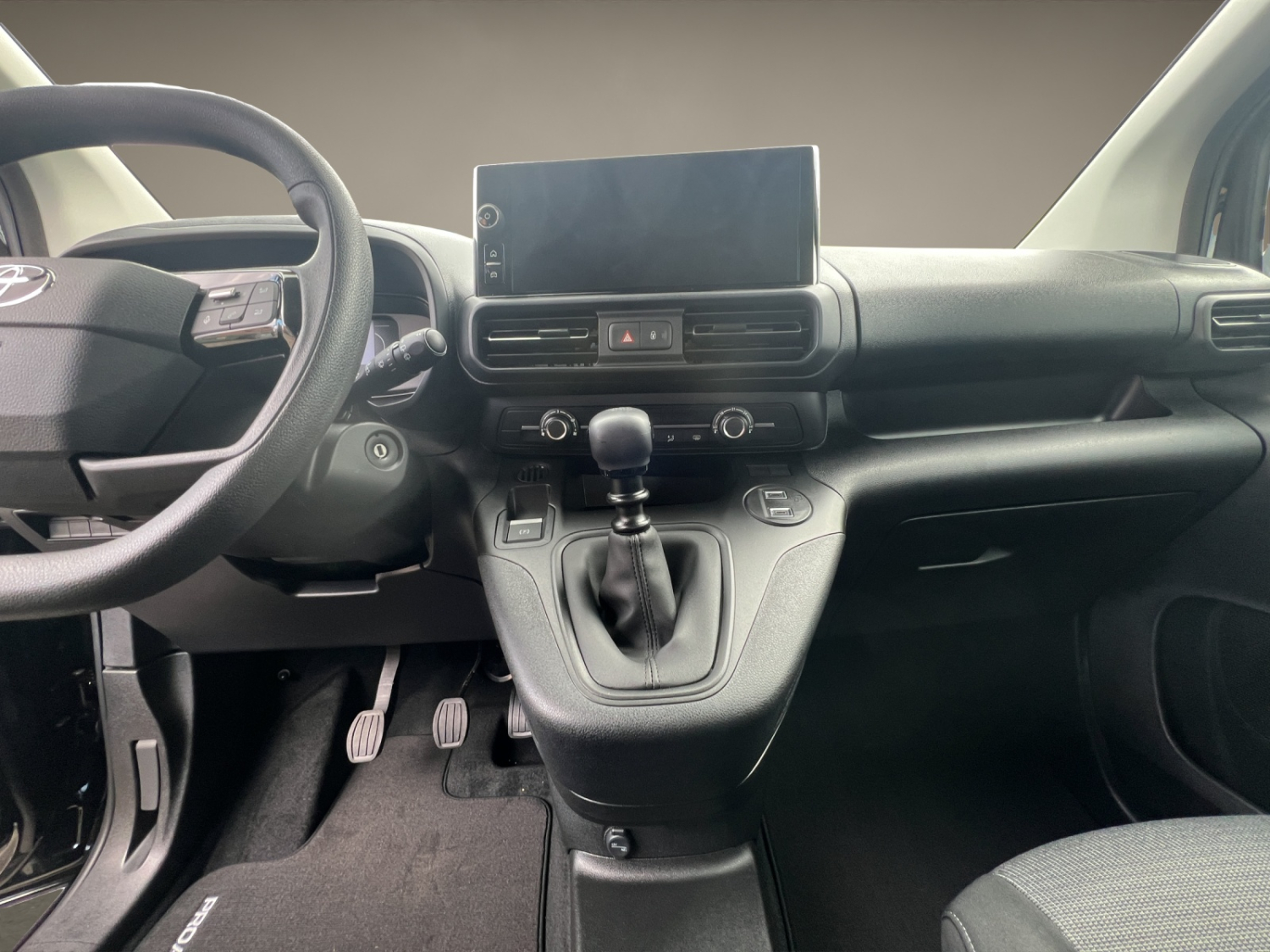 TOYOTA Proace City Verso L2 1.2 110 Comfort-image-11