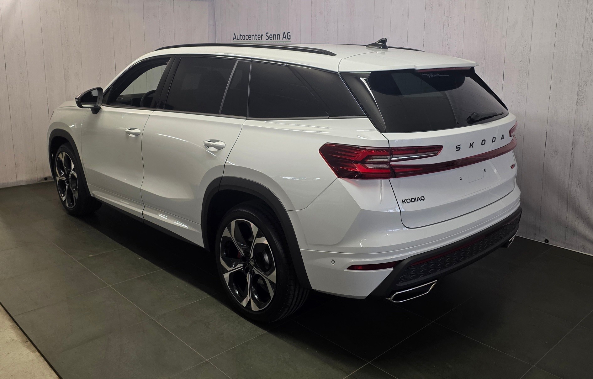 SKODA Kodiaq 2.0 TSI RS 4x4-showroom-element-3