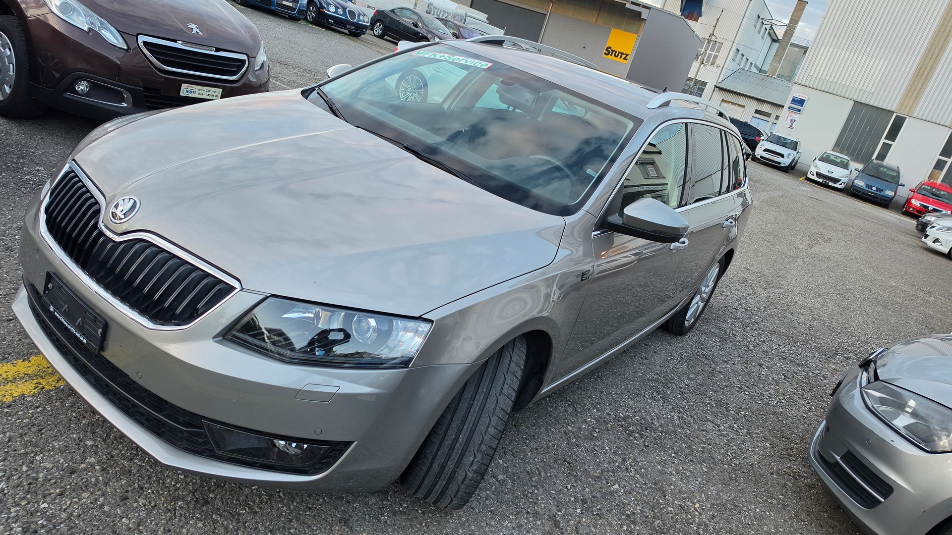 SKODA Octavia Combi 1.8 TSI Swiss Joy 4x4 DSG-showroom-element-3