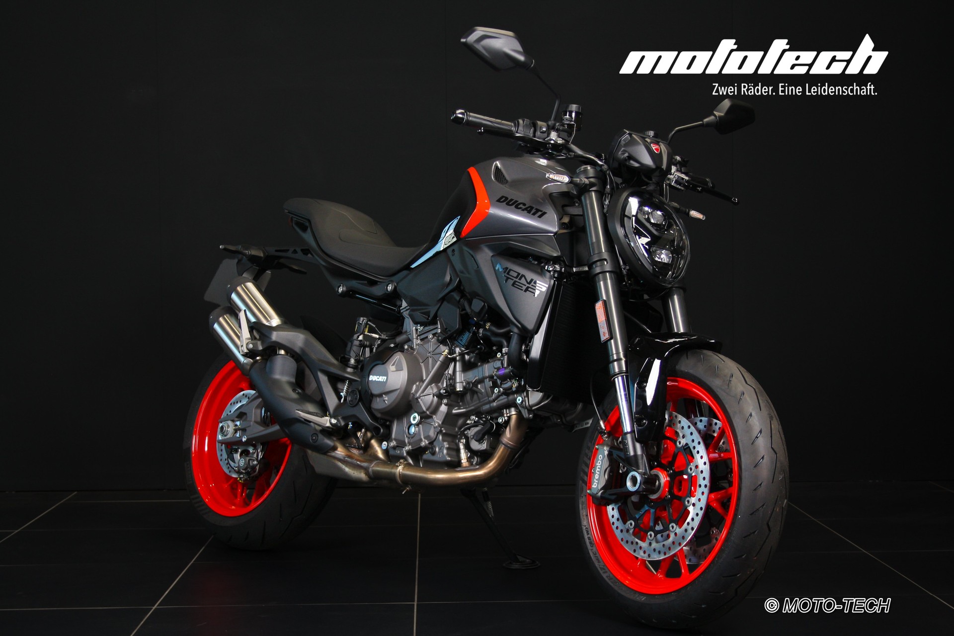 DUCATI Monster 890-image-0
