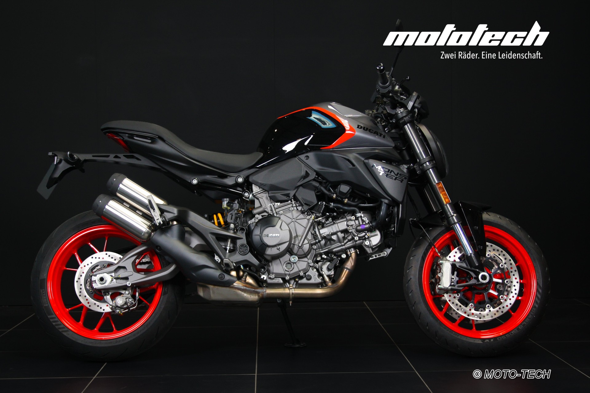 DUCATI Monster 890-image-1
