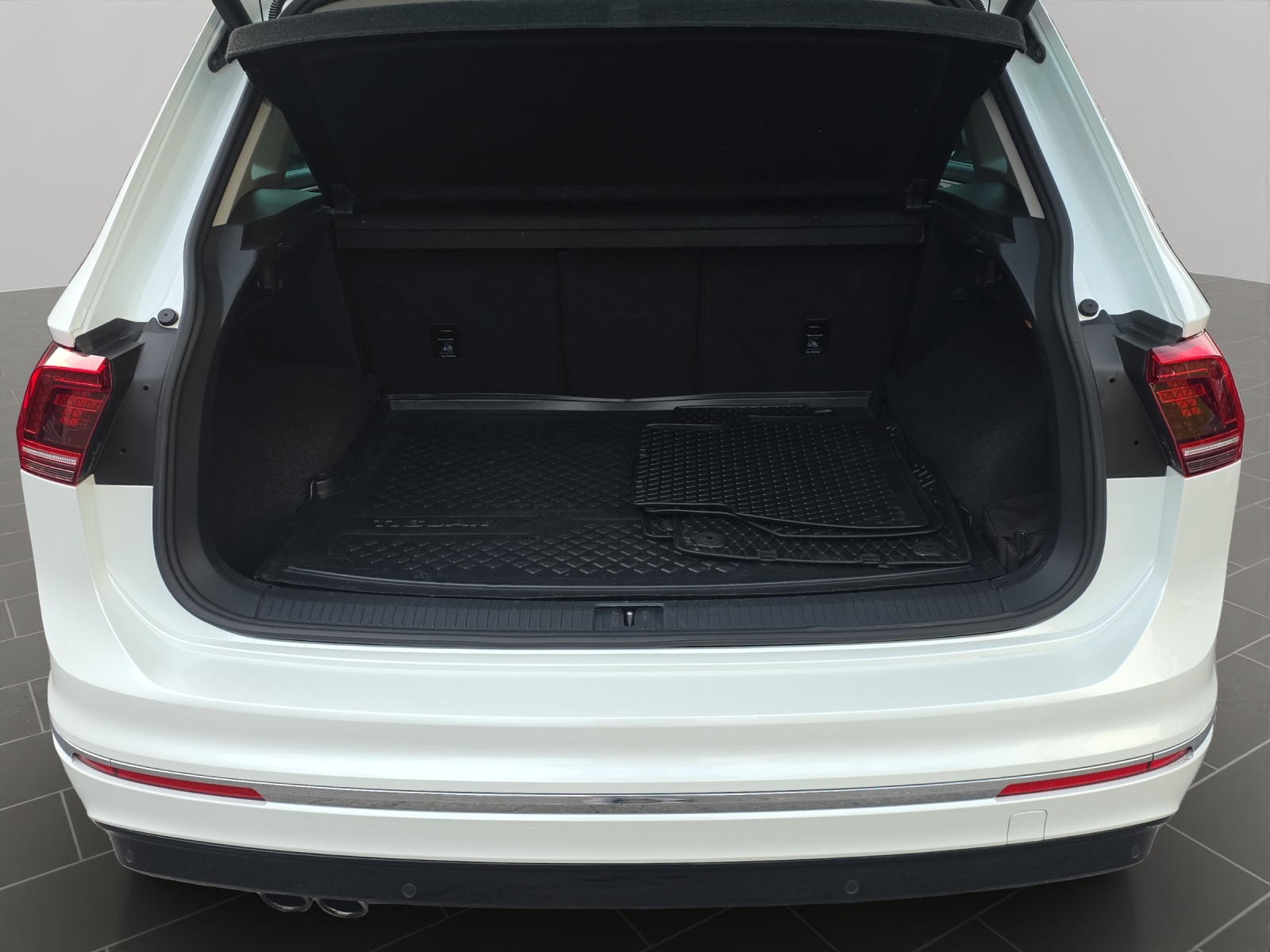 VW Tiguan 2.0TSI Highline 4Motion DSG-image-15