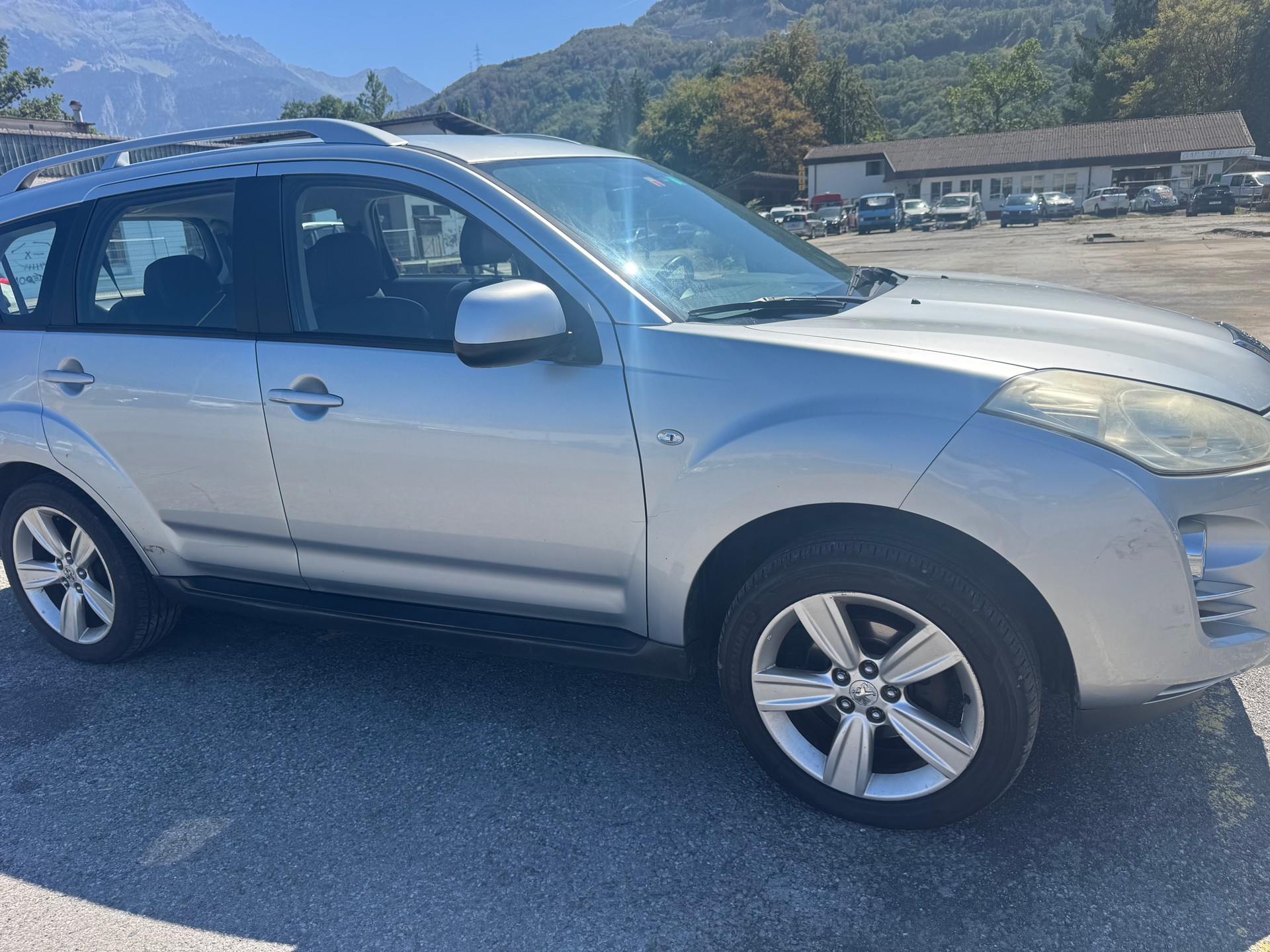 PEUGEOT 4007 2.2 HDi Platinum Edition-image-2