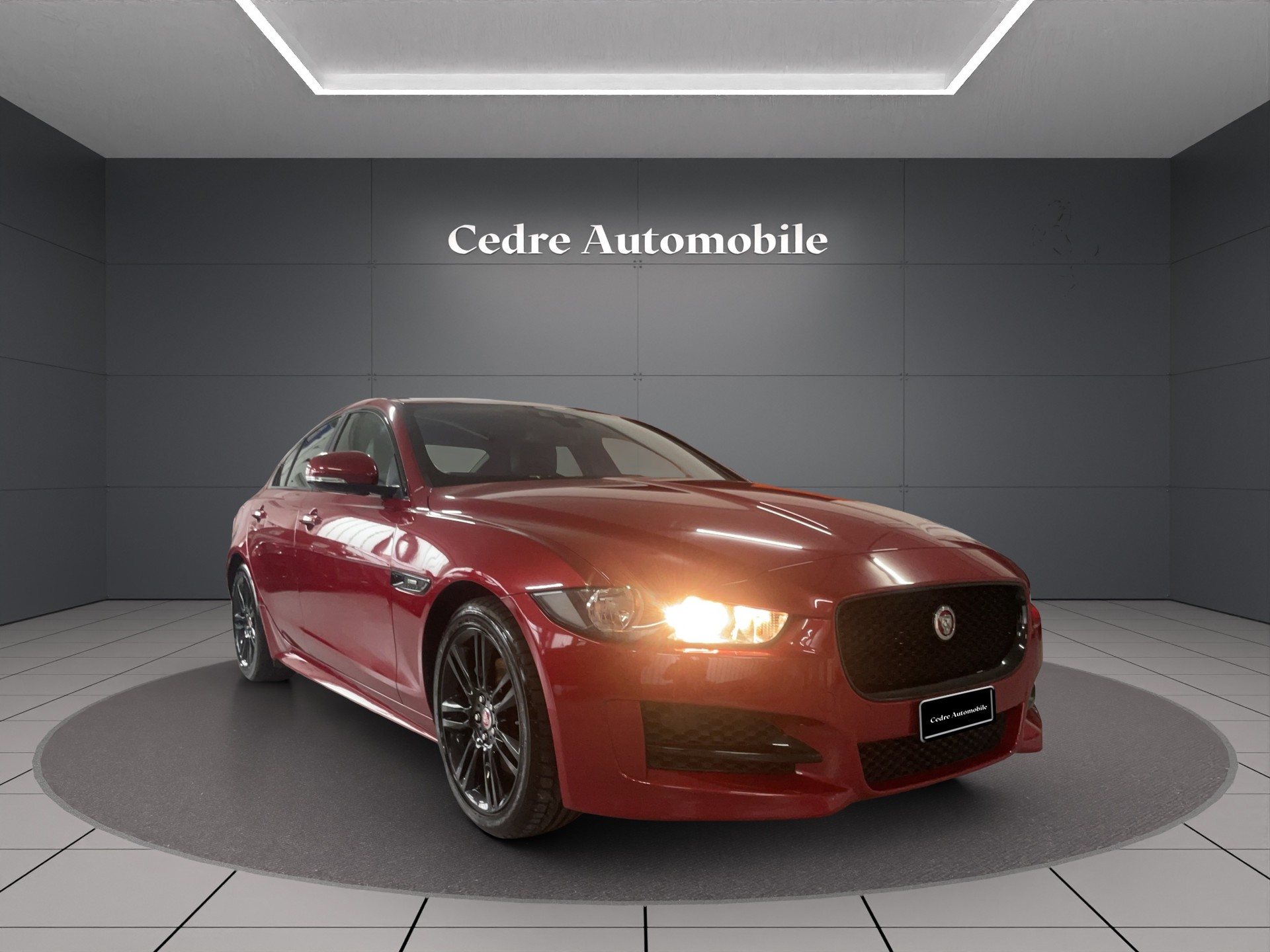 JAGUAR XE 20t 2.0 R-Sport Automatic-showroom-element-2