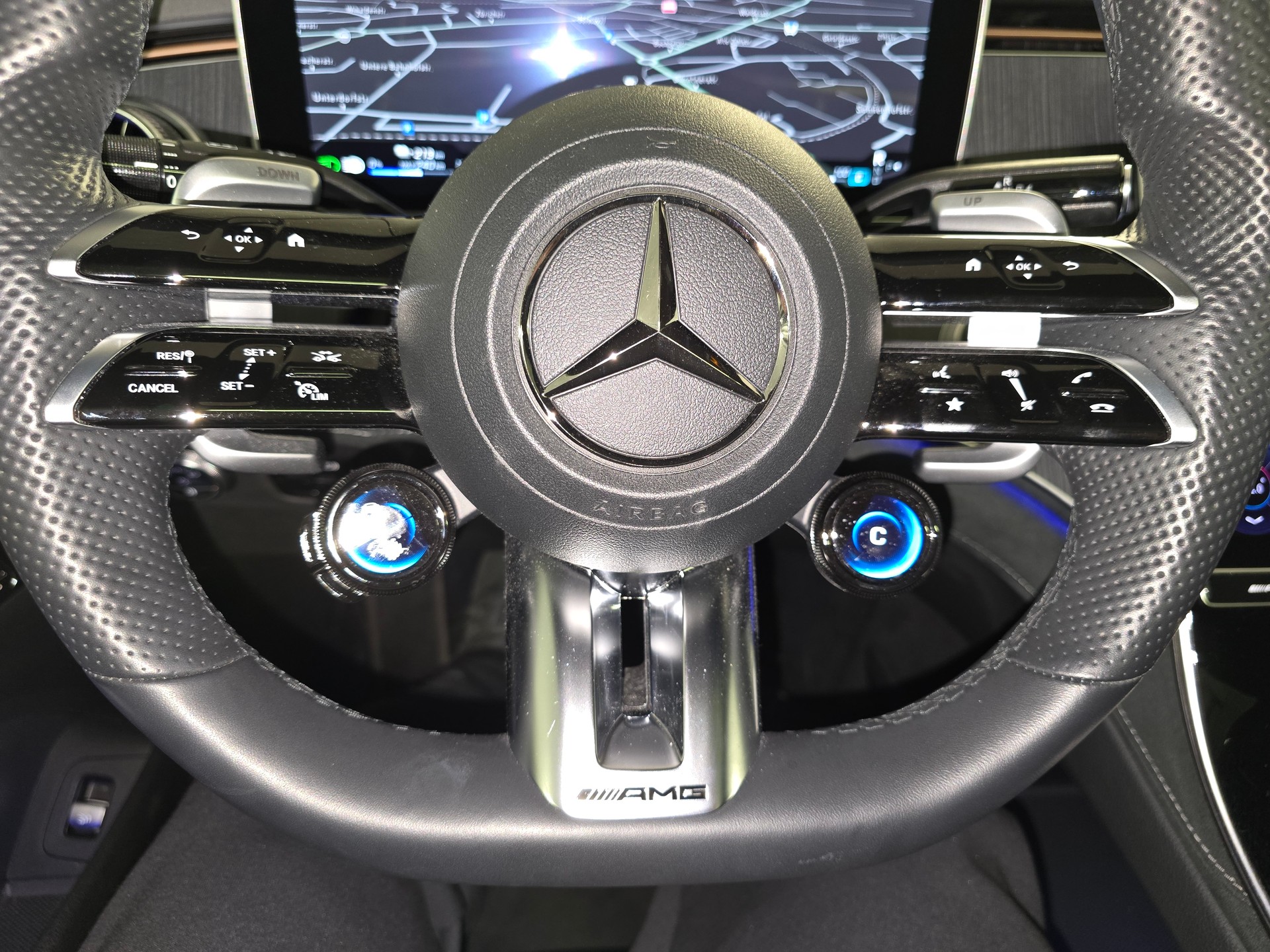 MERCEDES-BENZ EQE 43 AMG 4 Matic-image-22