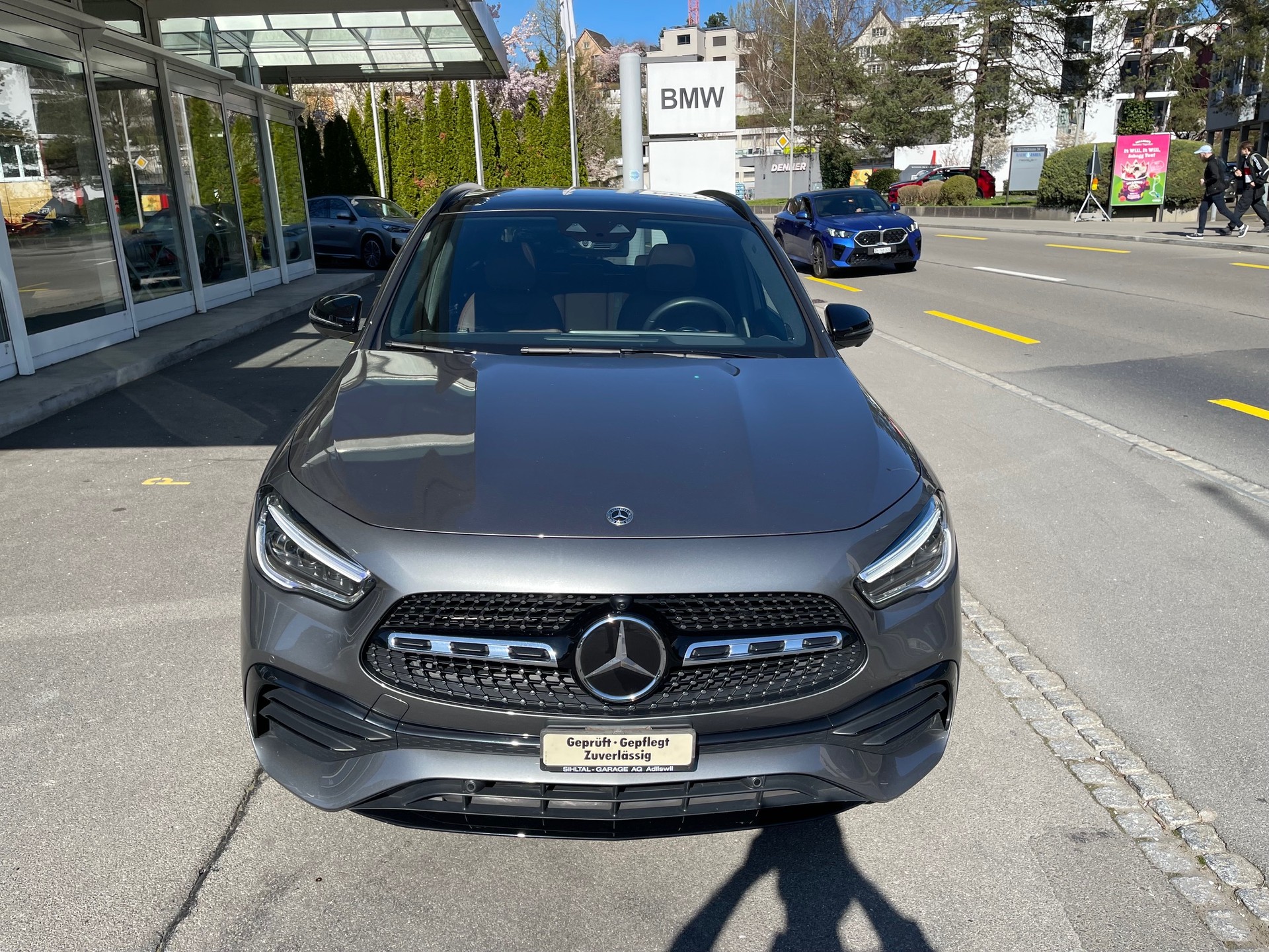 MERCEDES-BENZ GLA 220d 4Matic AMG Line 8G-DCT-showroom-element-1