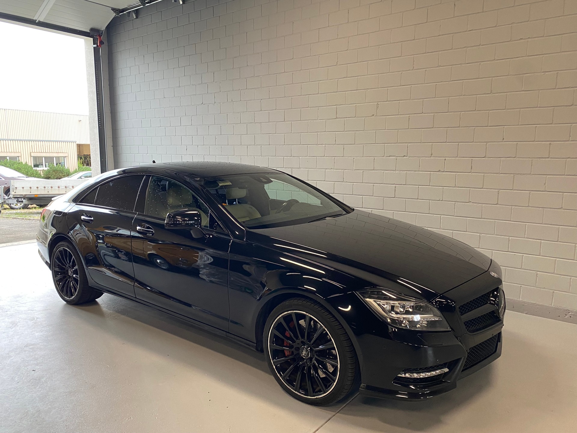 MERCEDES-BENZ CLS 500 4Matic 7G-Tronic