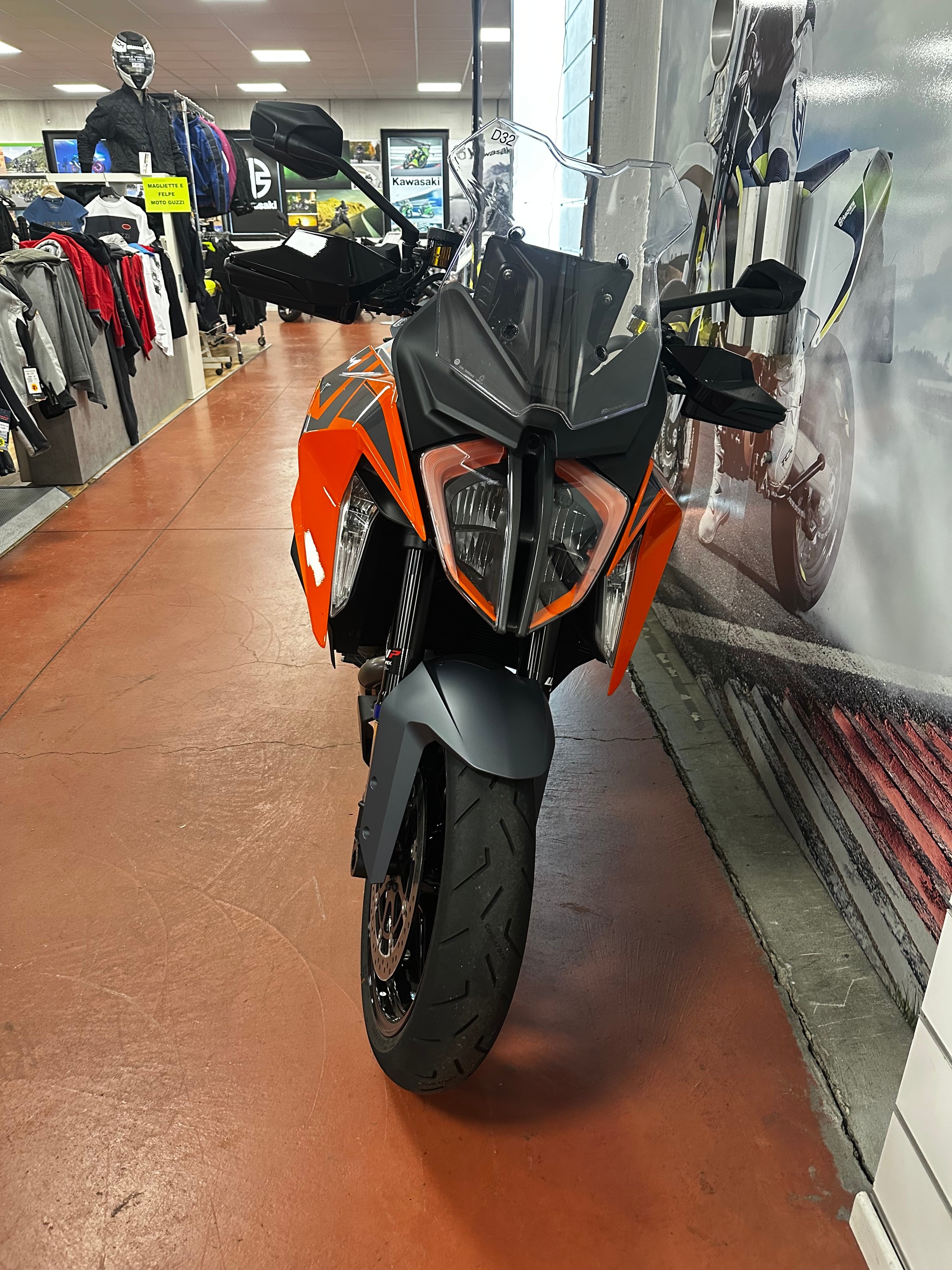 KTM 1290 Super Duke GT-image-1