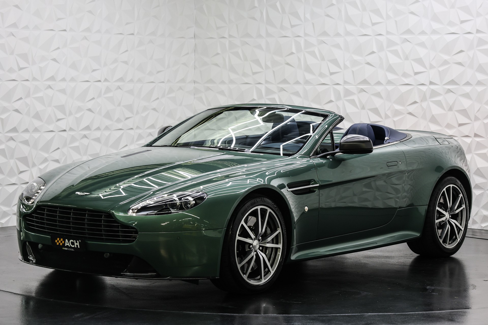 ASTON MARTIN V8 Vantage Roadster 4.7 S Sportshift-showroom-element-2