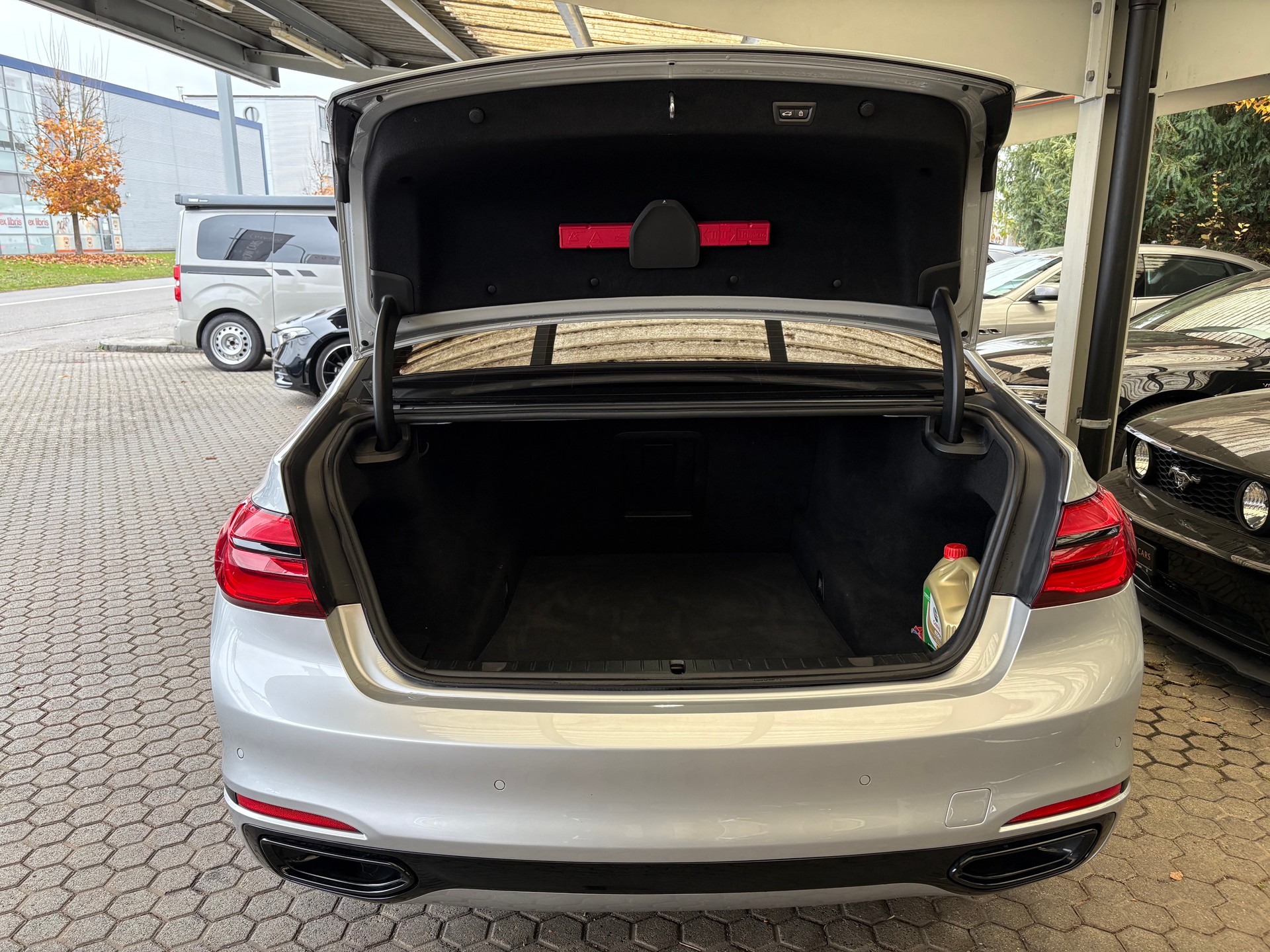 BMW 730d xDrive Steptronic-image-14