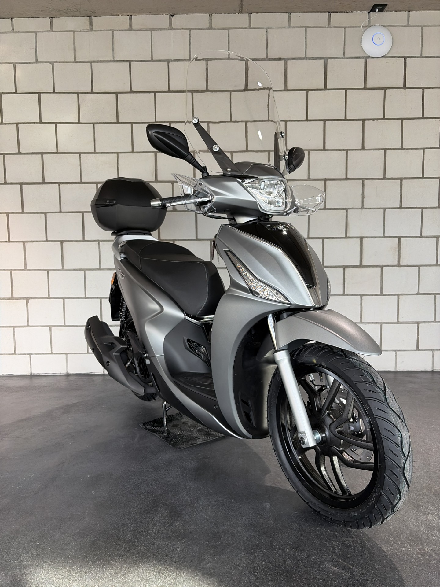 KYMCO People S 125i ABS Topcase/Windschild-image-3