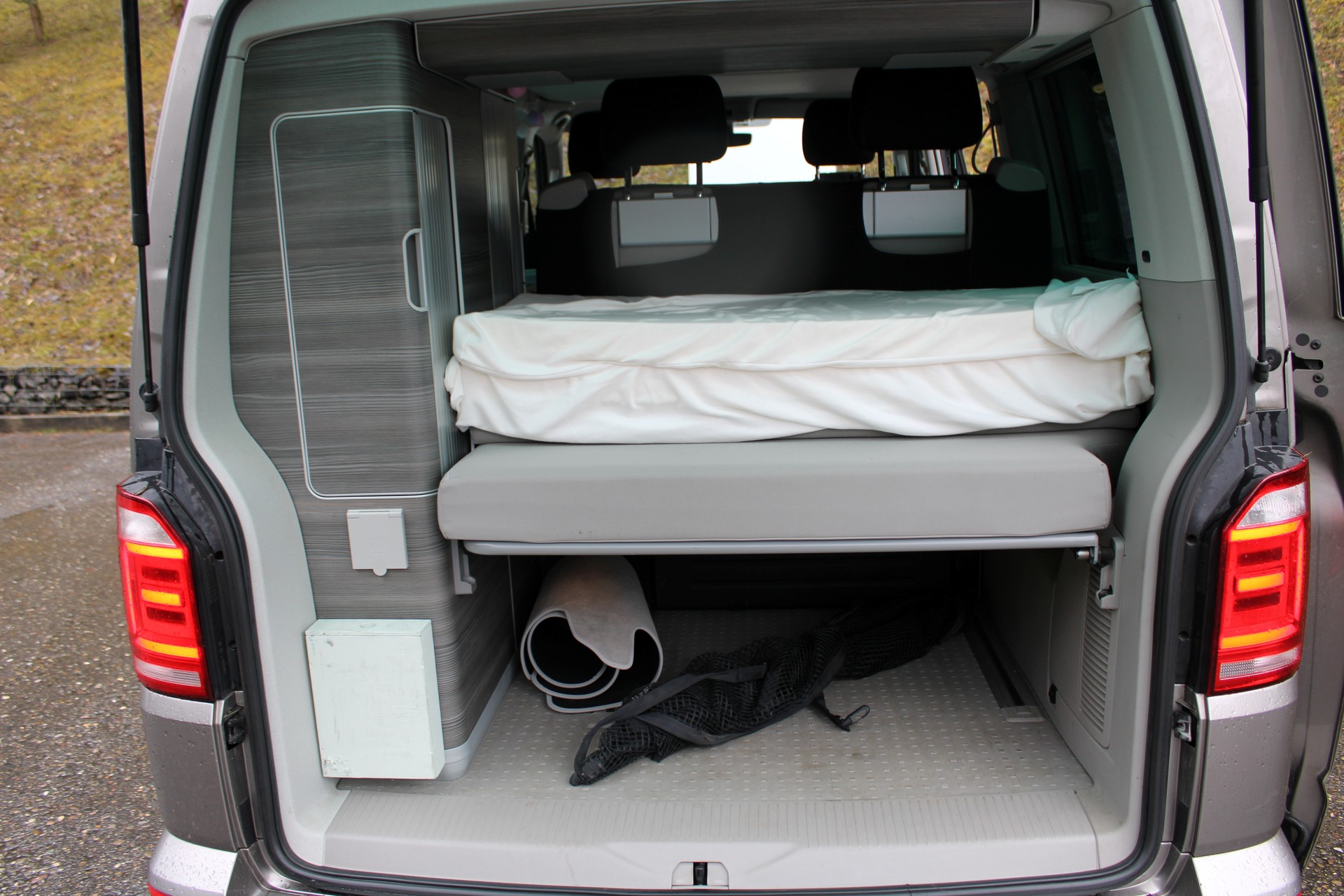 VW T6 California 3000 2.0 TDI 150 Co. Liberty DSG 4m-image-11