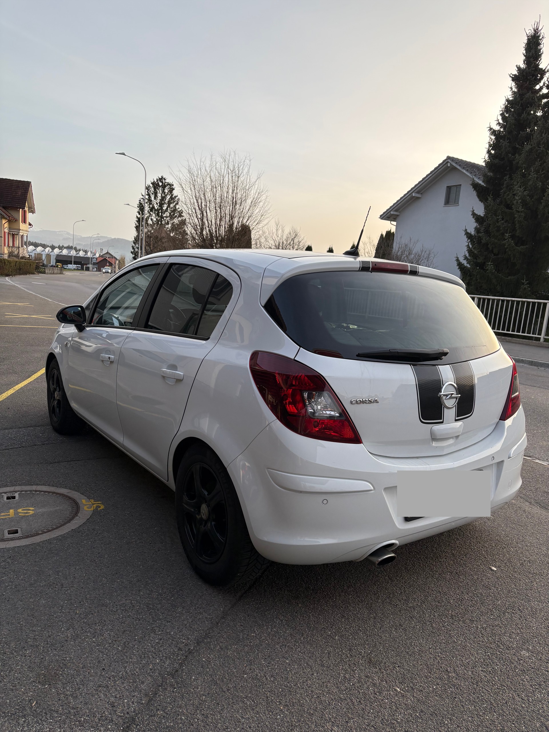 OPEL Corsa D 1.4-image-1