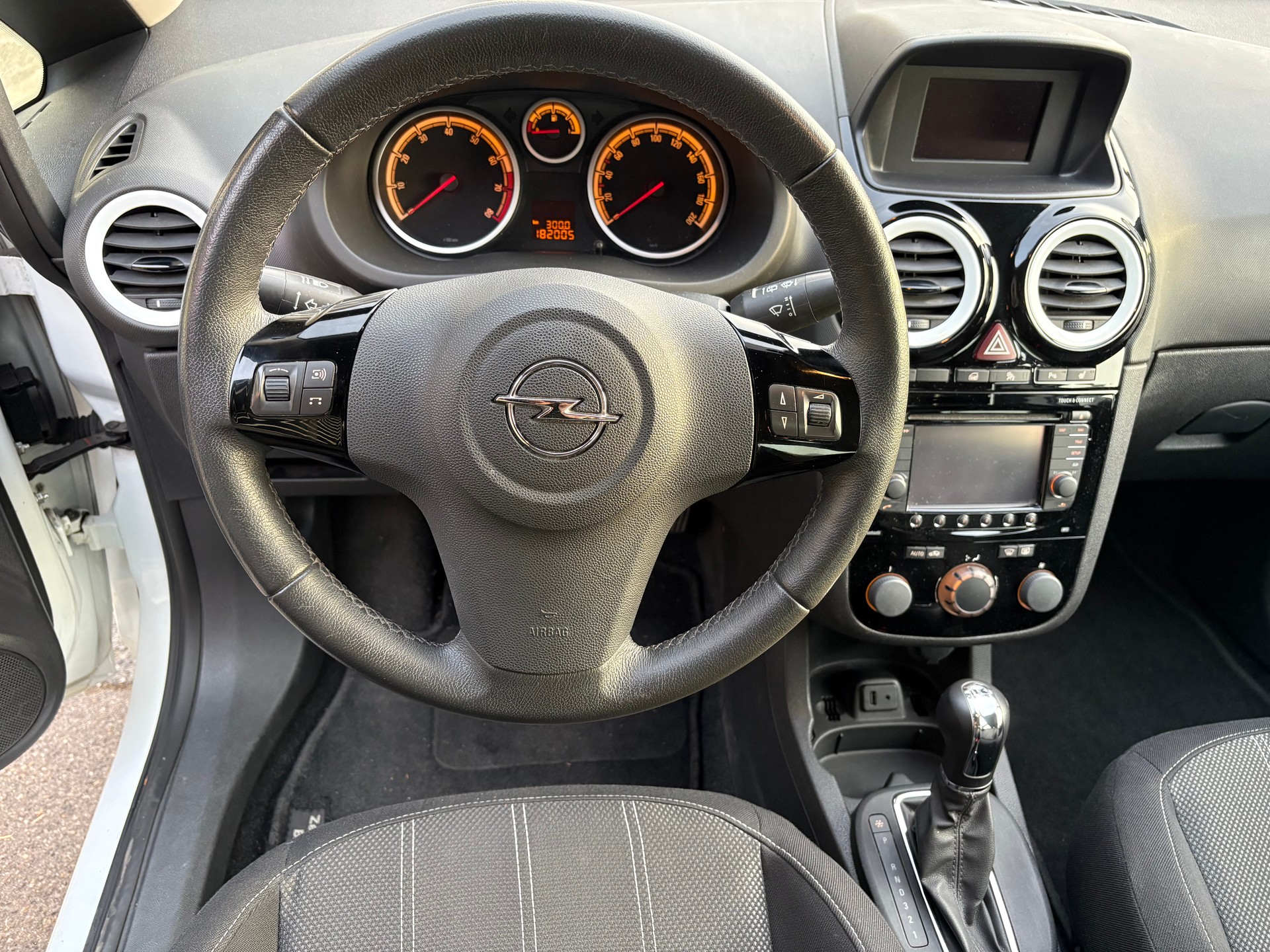 OPEL Corsa D 1.4-image-6