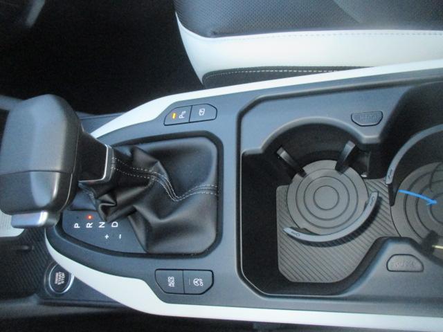 KIA K4 1.6 T-GDi GT-Line-image-11