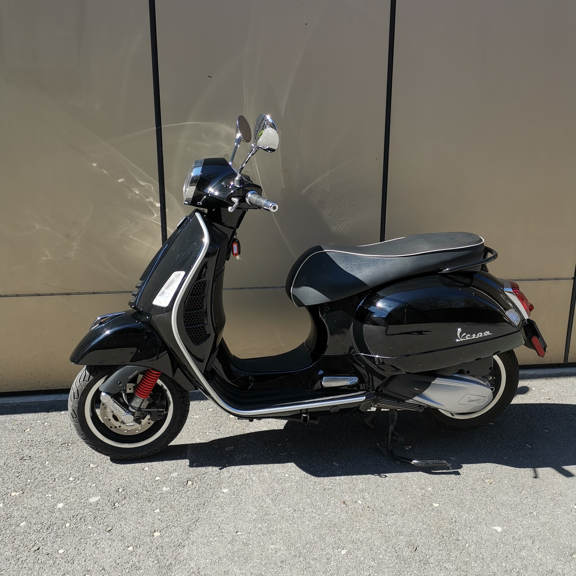 PIAGGIO Vespa GTS 300 HPE Super ABS/ASR-image-2