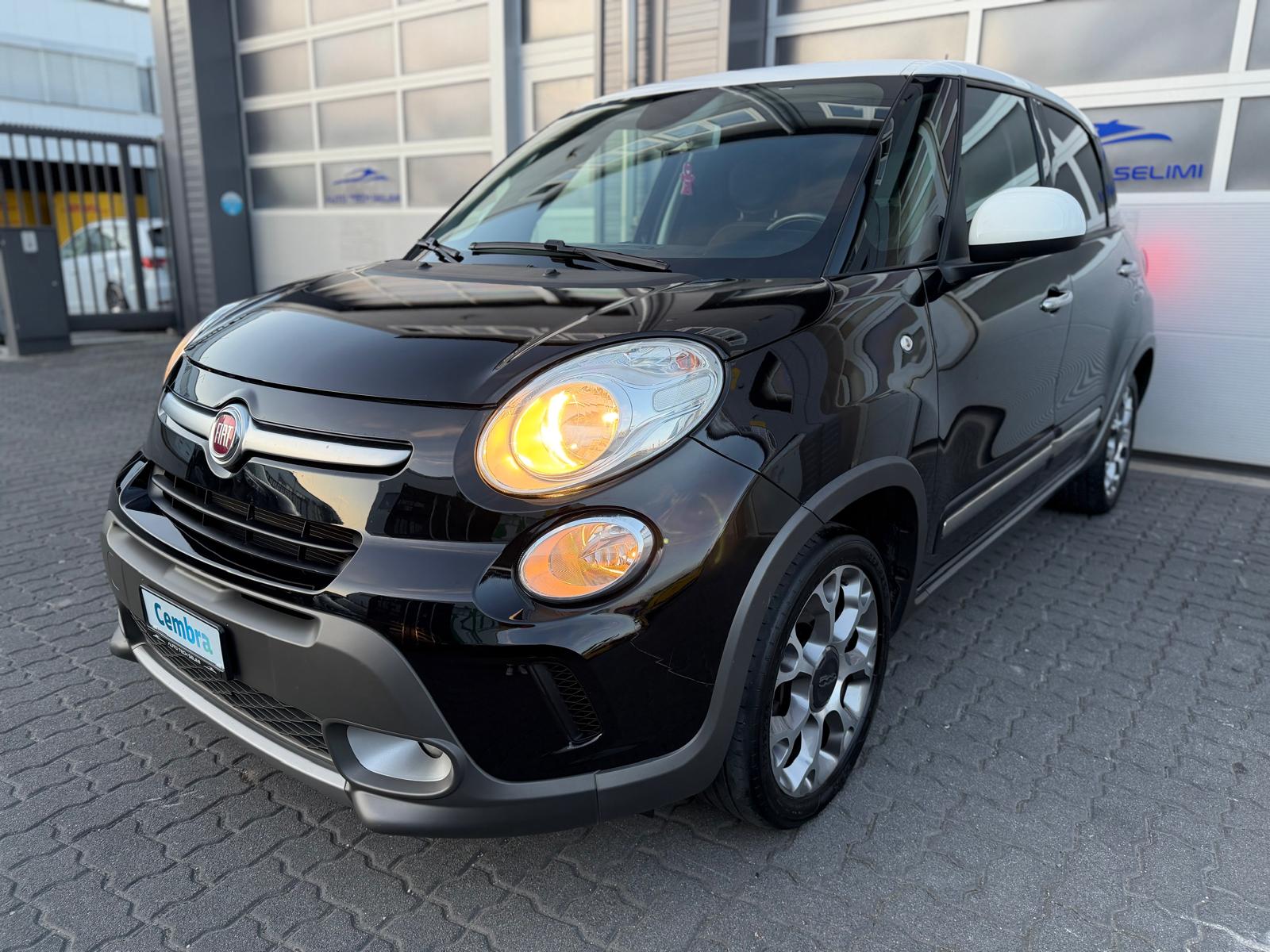 FIAT 500L 1.4 TB 16V Trekking-image-3