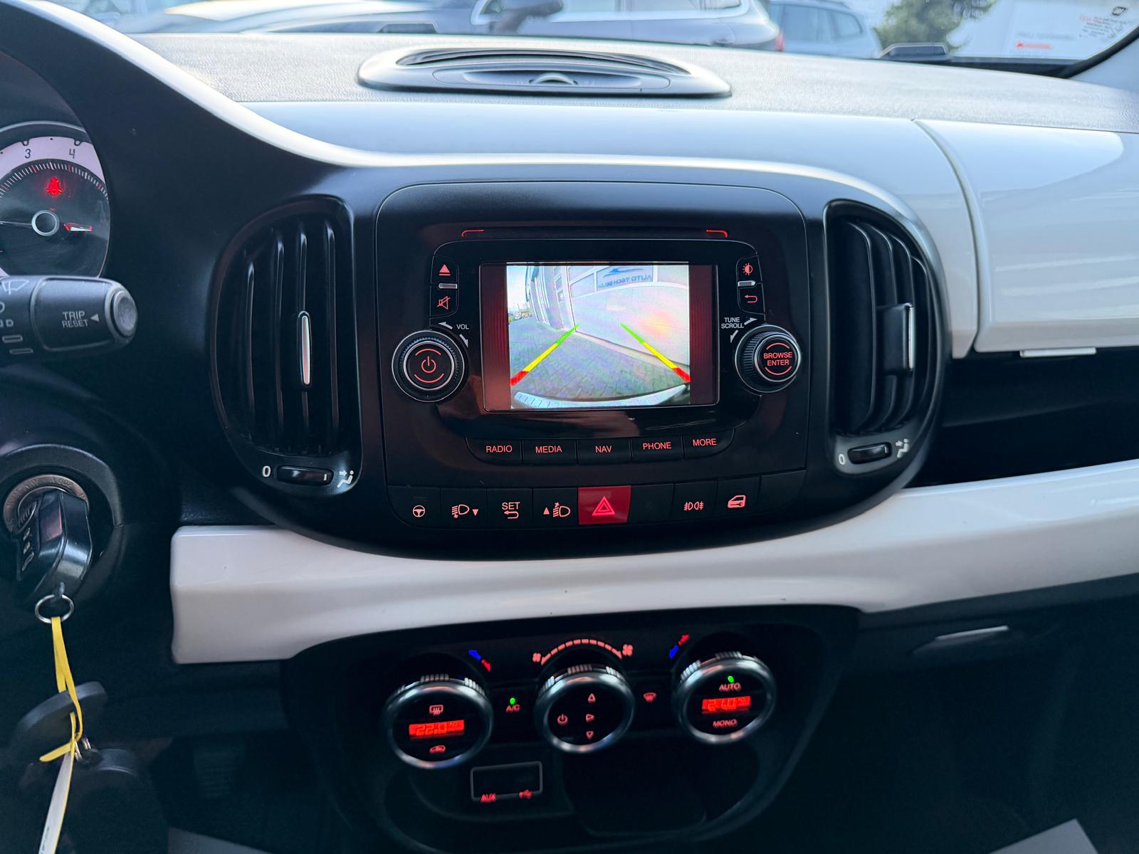 FIAT 500L 1.4 TB 16V Trekking-image-20