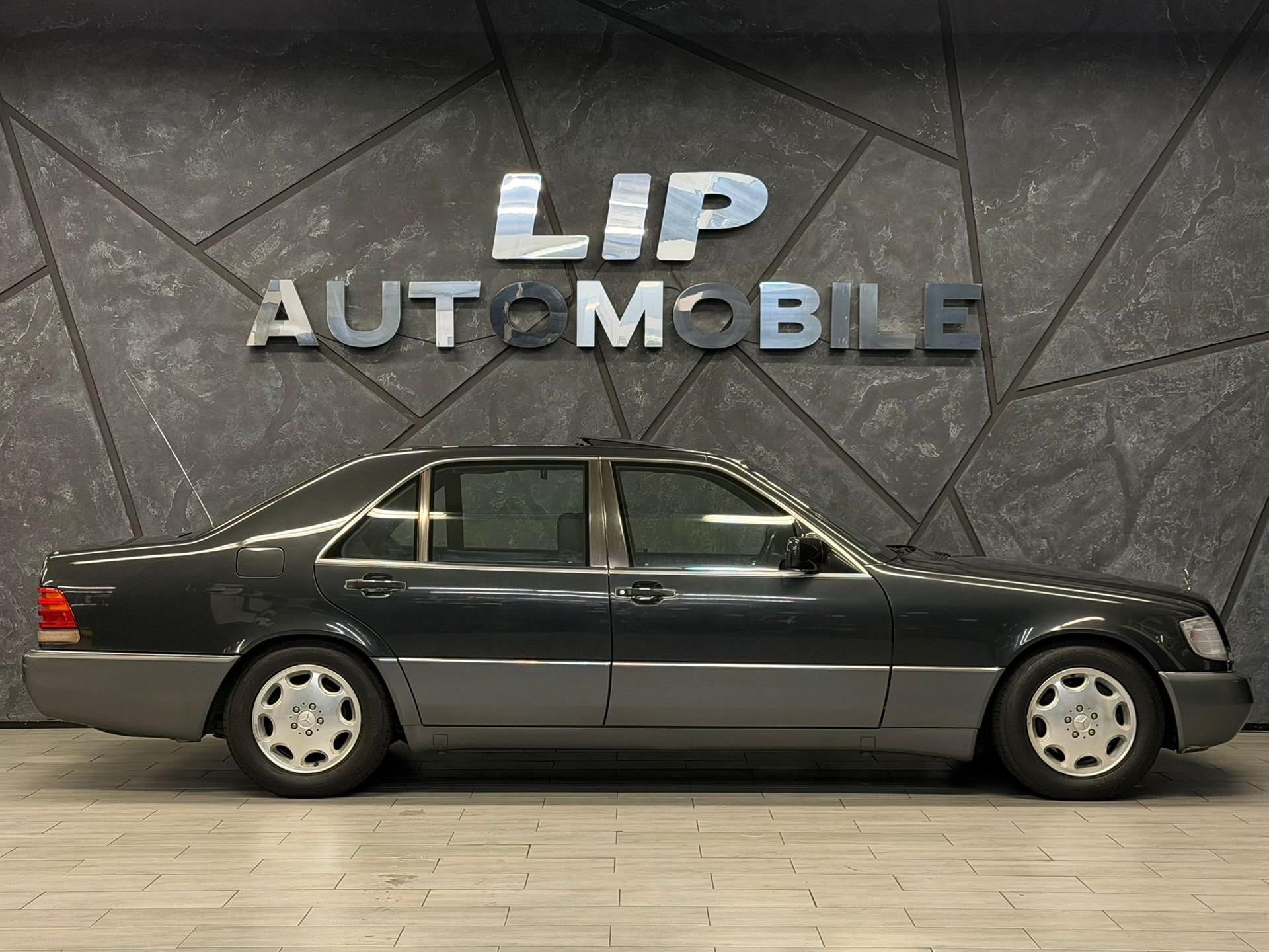 MERCEDES-BENZ 500 SEL Automatic-showroom-element-3