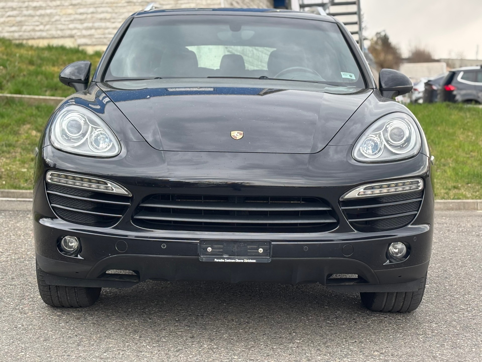 PORSCHE Cayenne Tiptronic-showroom-element-1