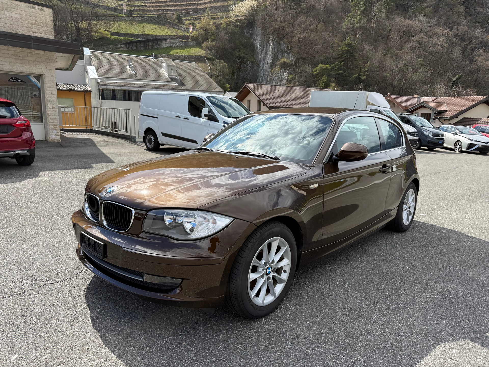 BMW 116i-image-2