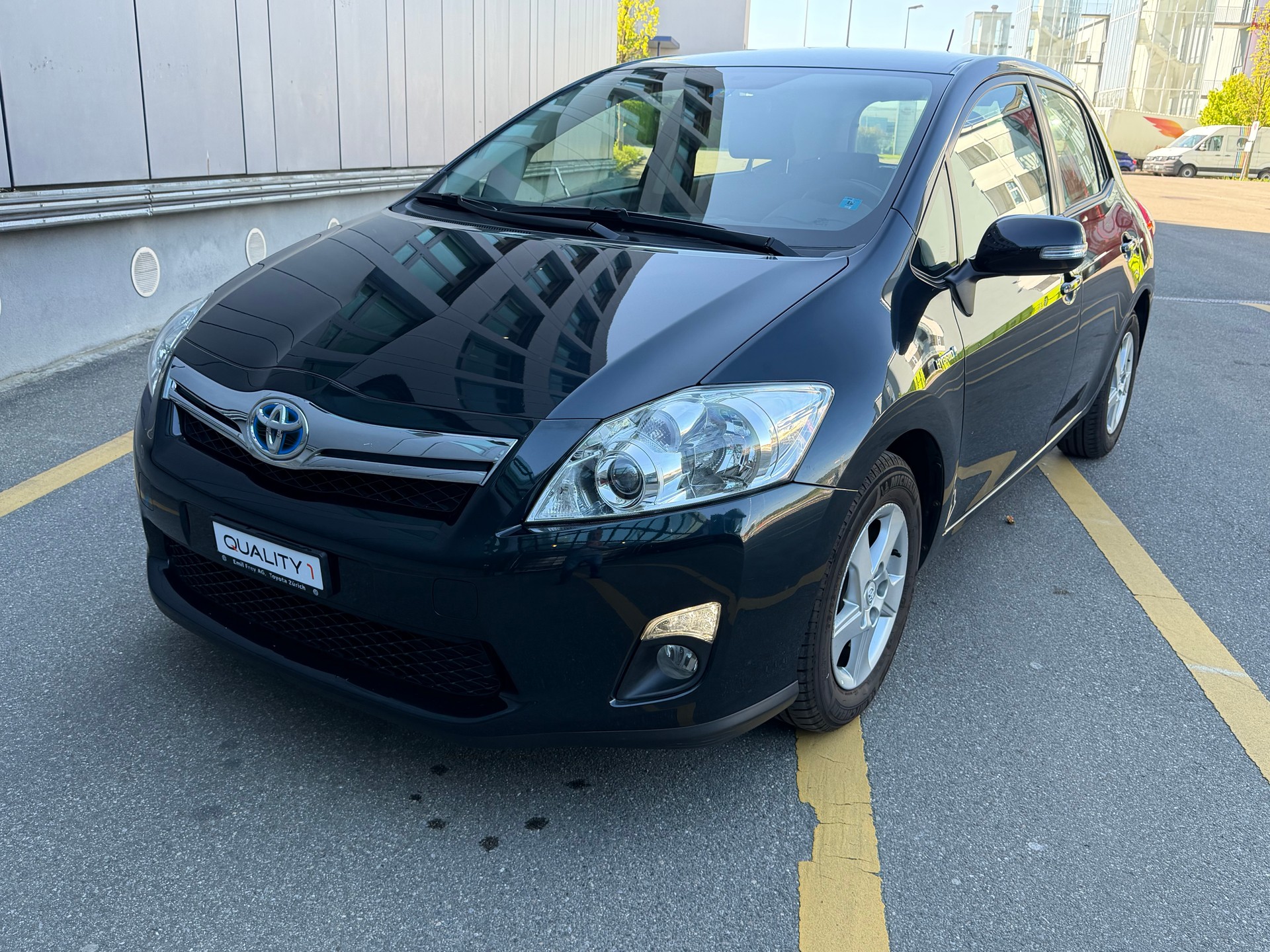TOYOTA Auris 1.8 16V HSD Linea Luna-image-18