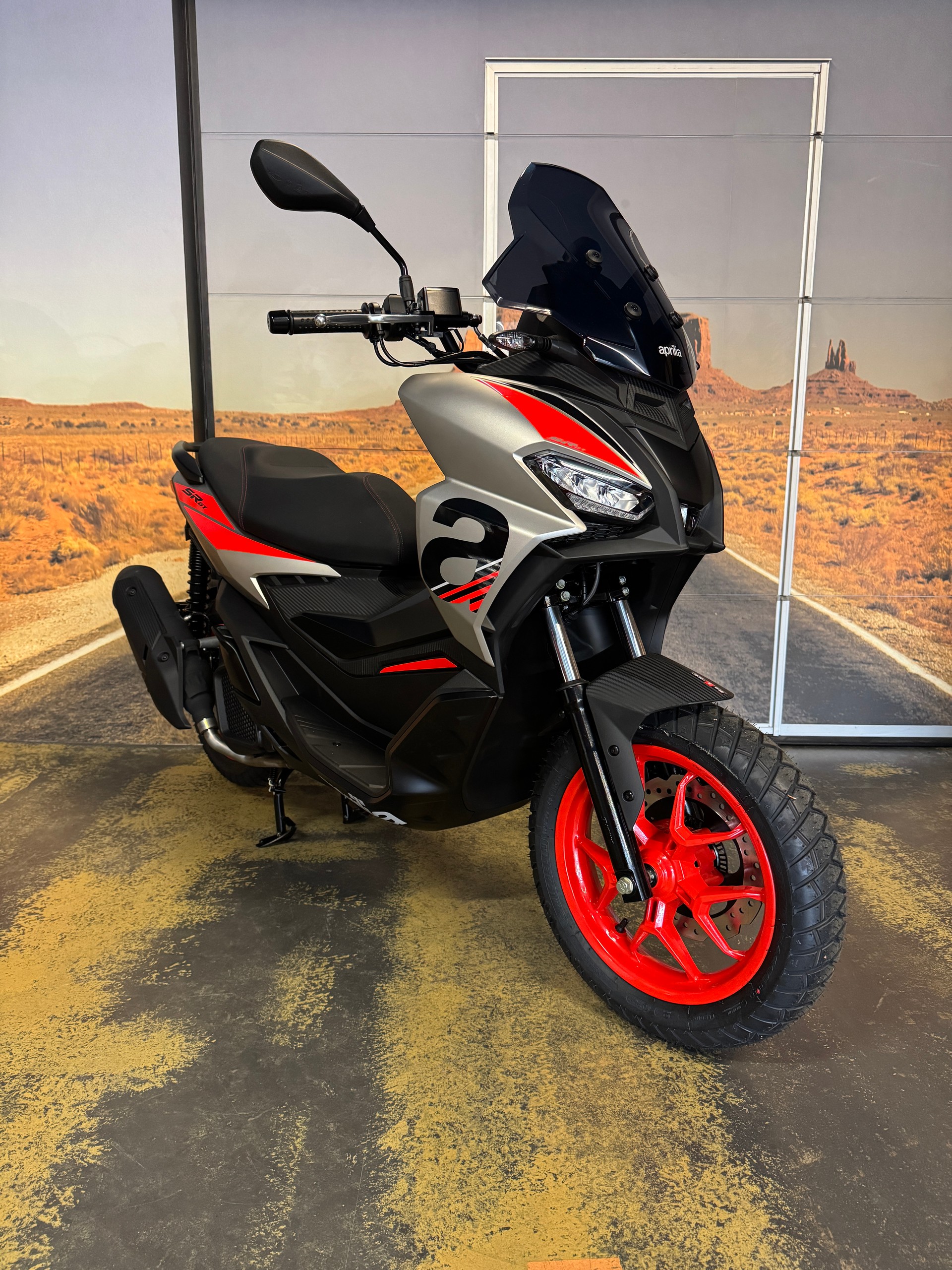 APRILIA SR 125 GT Sport ABS E5+-image-2