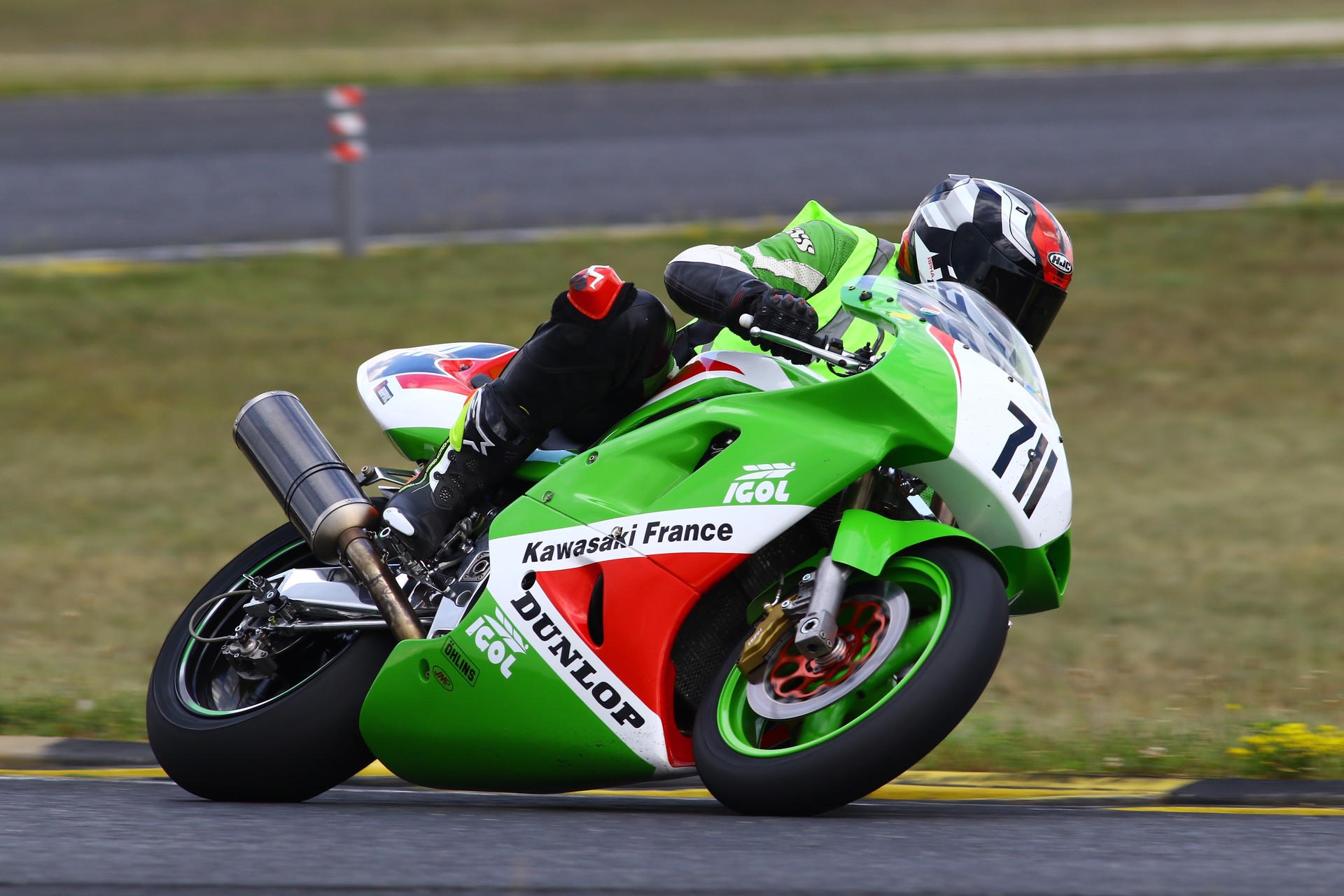 KAWASAKI ZXR-750RR-image-12