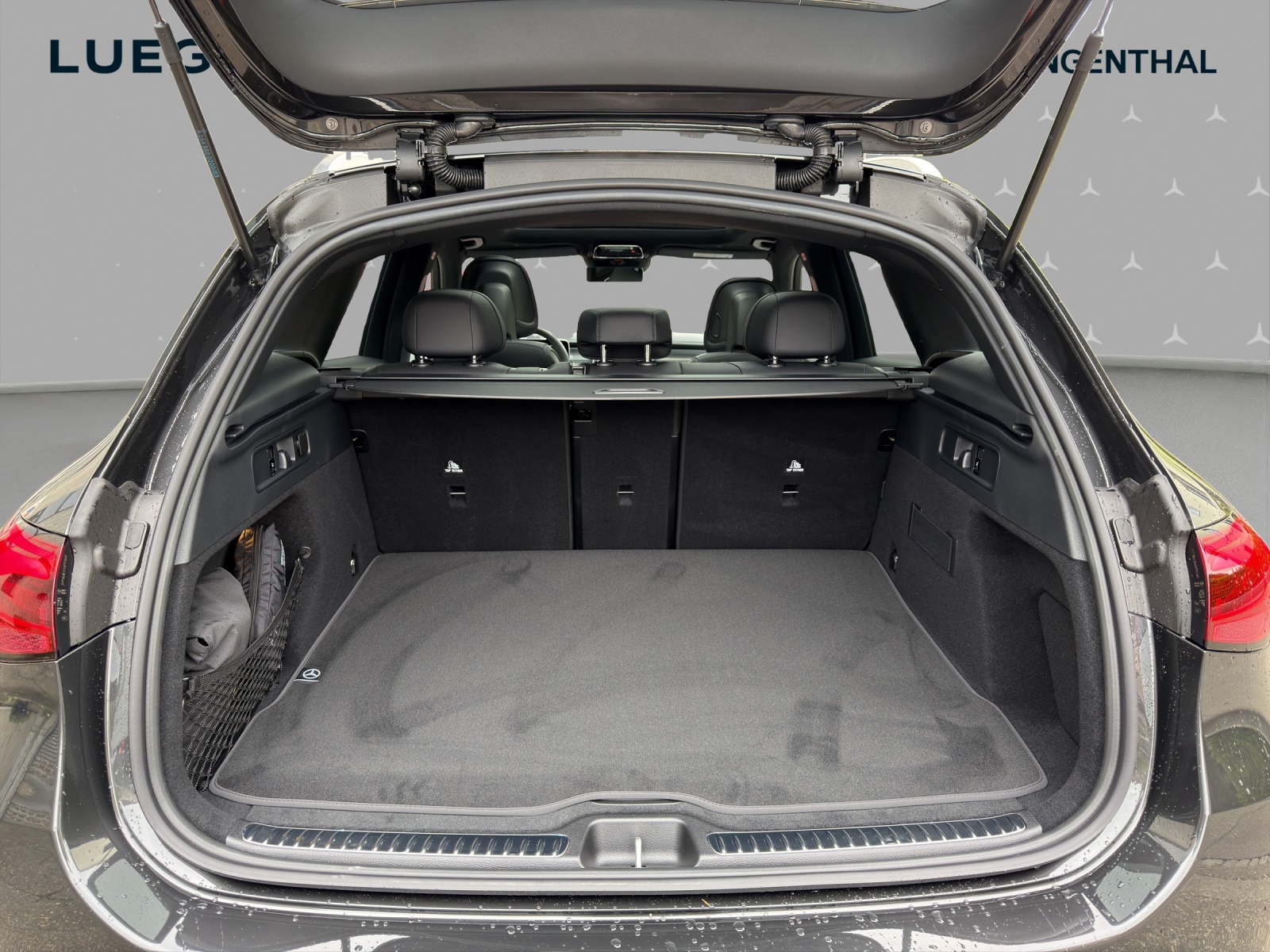 MERCEDES-BENZ GLC 200 4Matic 9G-Tronic-image-14
