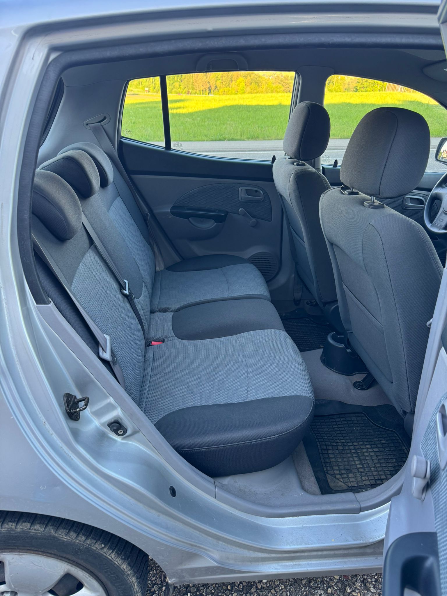 KIA Picanto 1.1 Classic-image-12