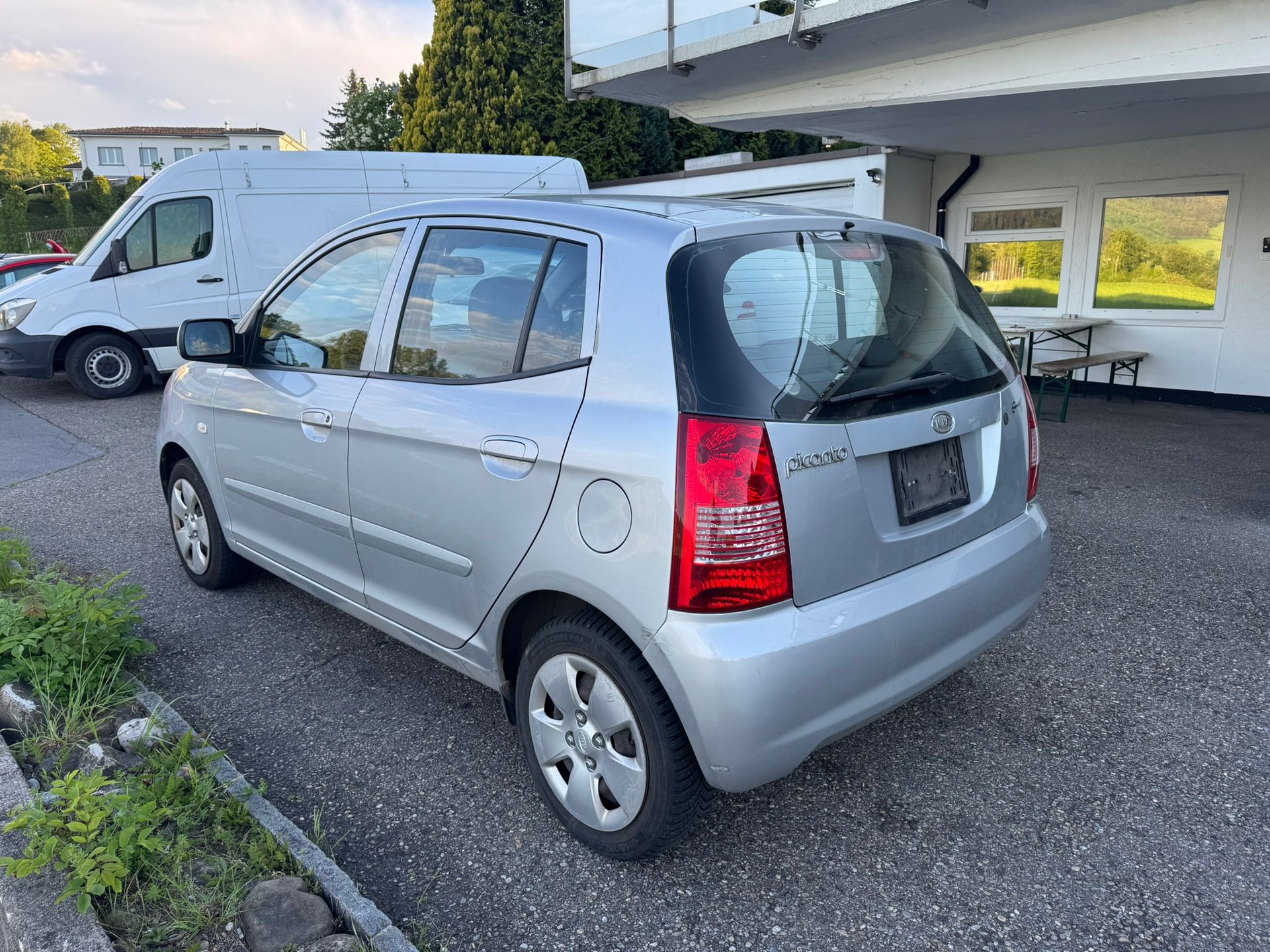 KIA Picanto 1.1 Classic-image-6