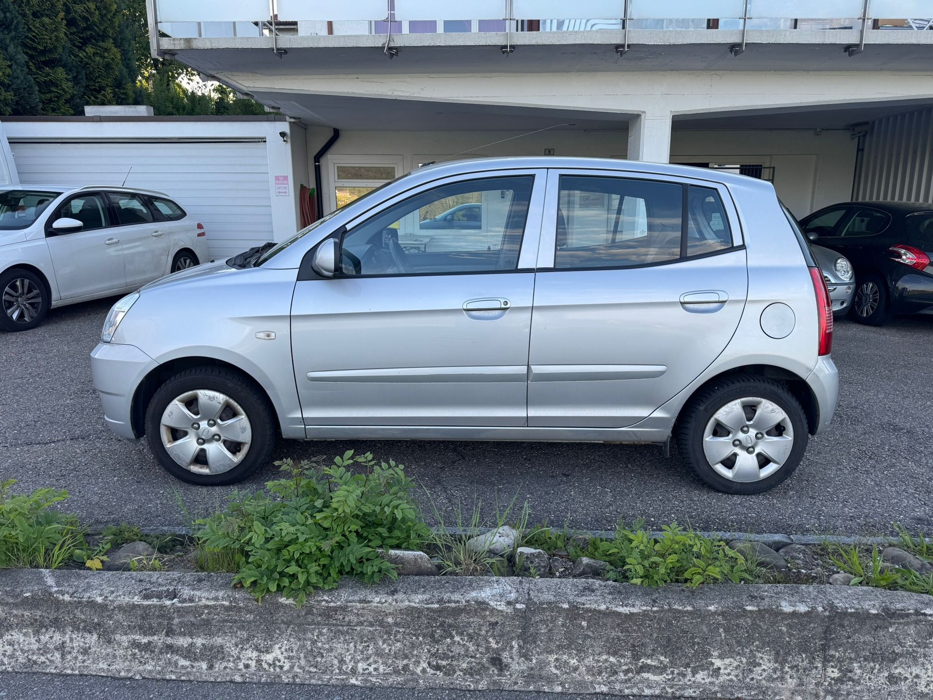 KIA Picanto 1.1 Classic-image-7