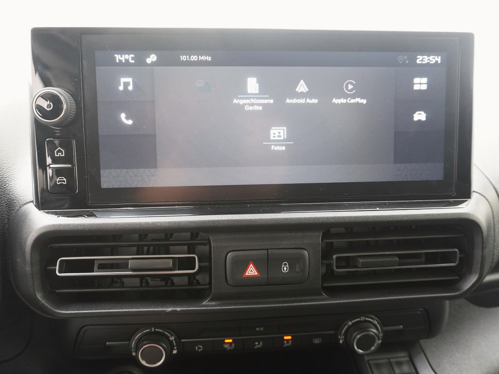 CITROEN Berlingo M 1.5 BlueHDi 100 First S/S-image-12