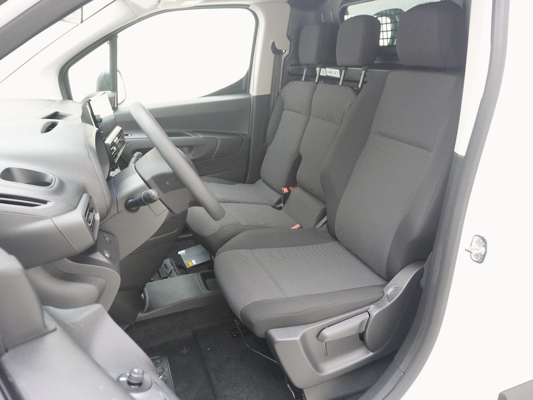 CITROEN Berlingo M 1.5 BlueHDi 100 First S/S-image-7