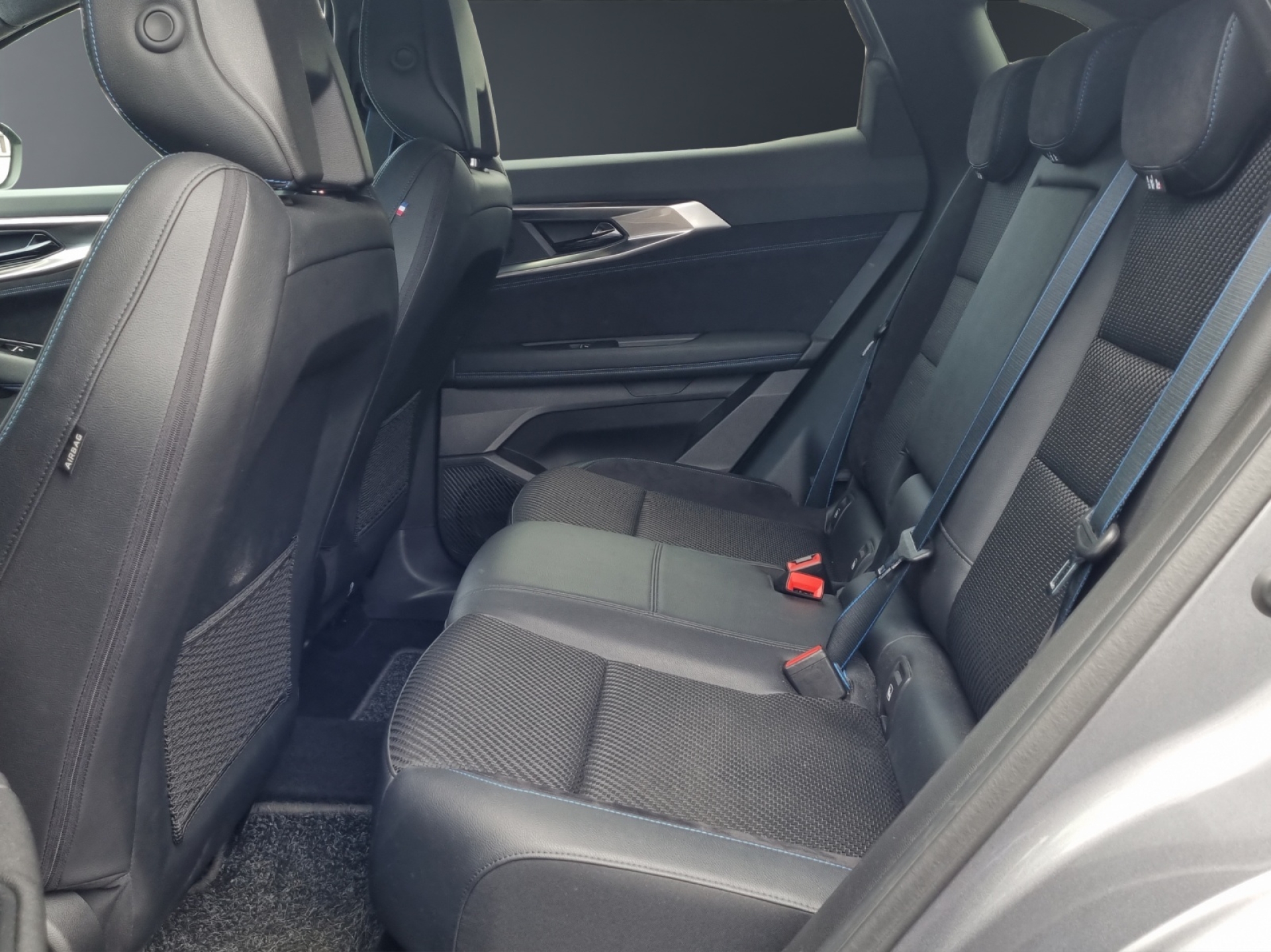 RENAULT Austral 1.2 E-Tech iconic esprit Alpine-image-9