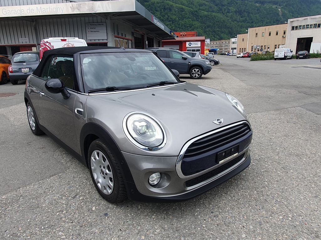 MINI Cooper Cabriolet-image-2