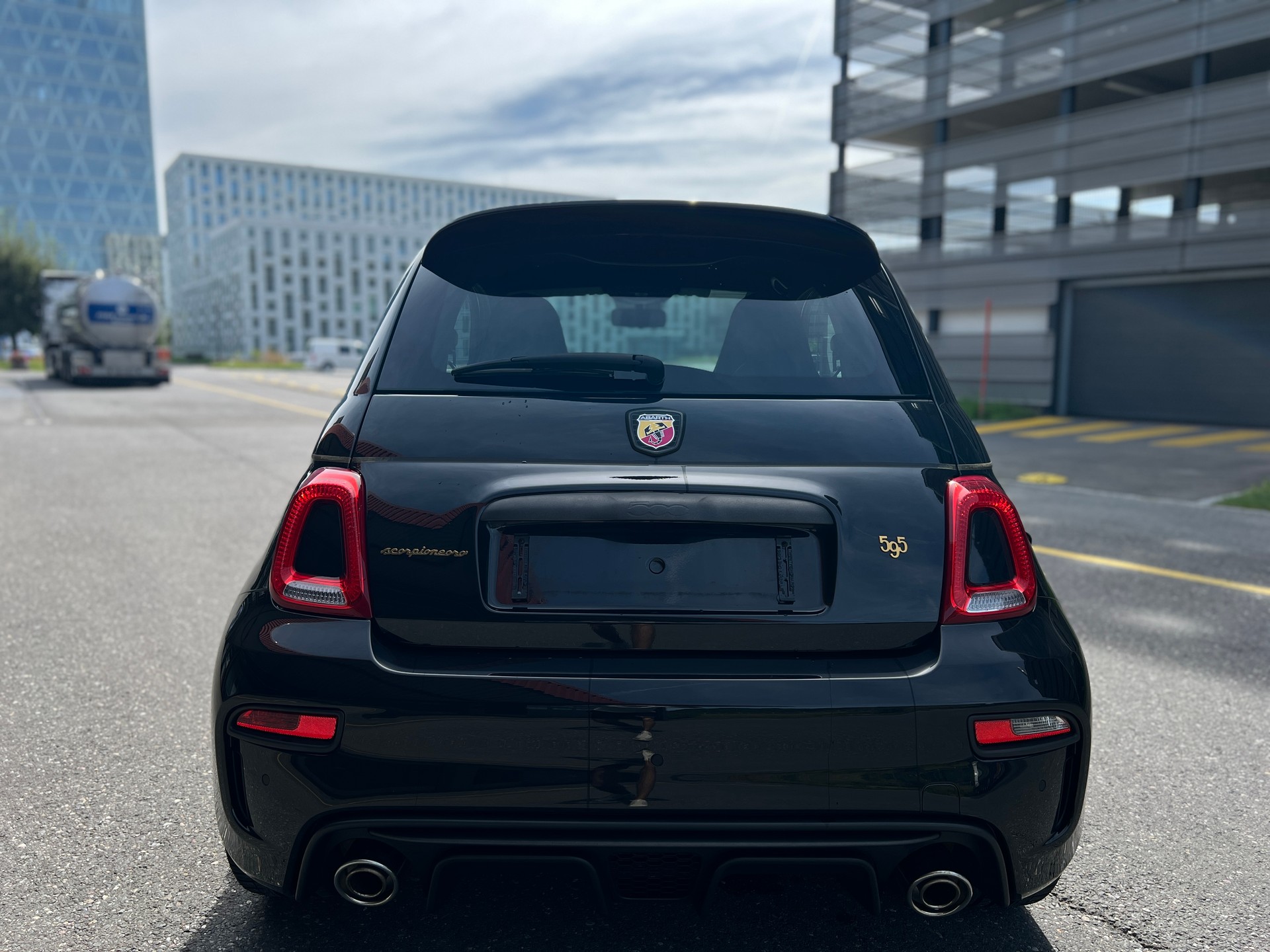 FIAT 500 Abarth-image-3