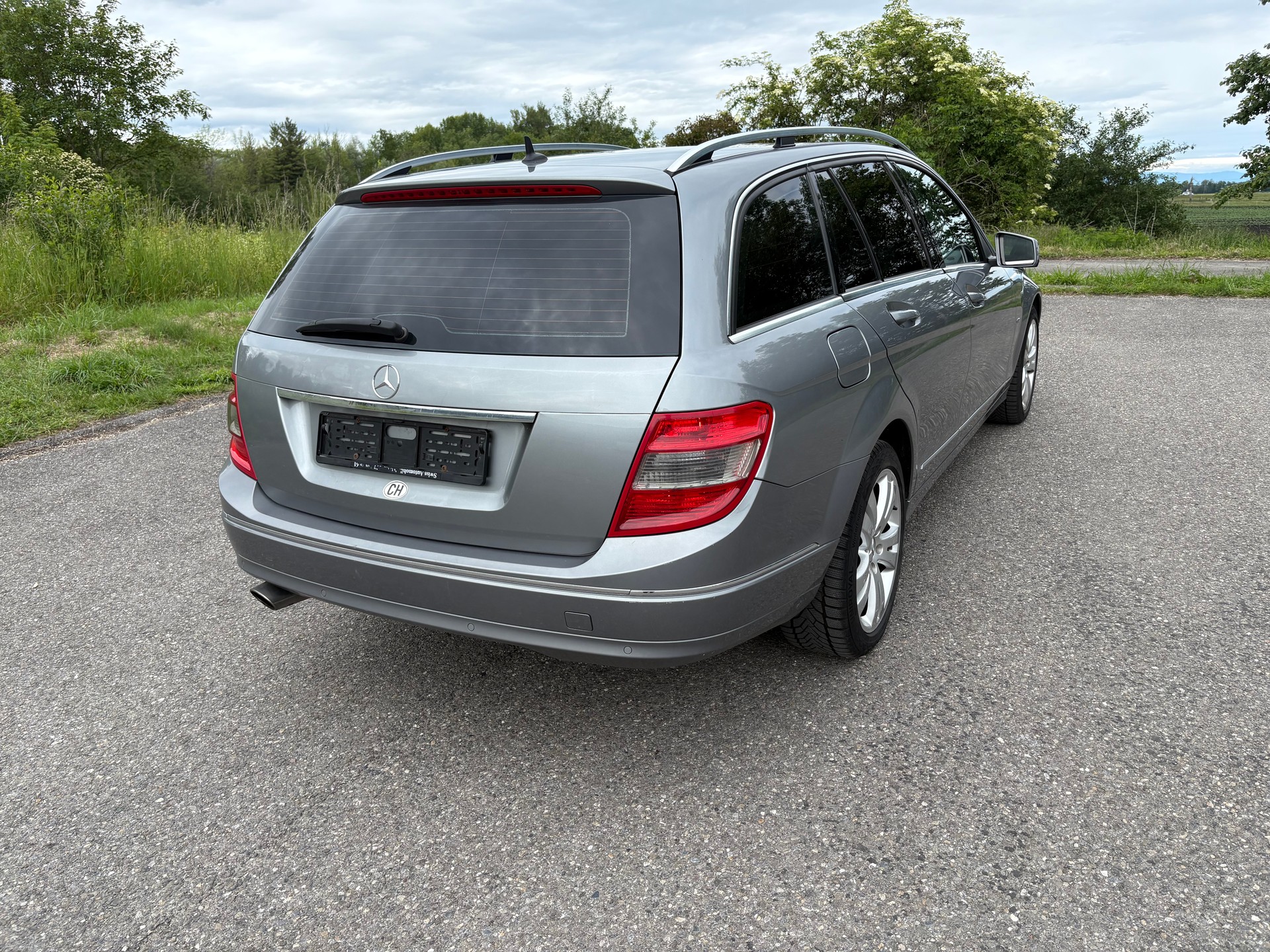 MERCEDES-BENZ C 220 CDI BlueEfficiency Automatic-image-3