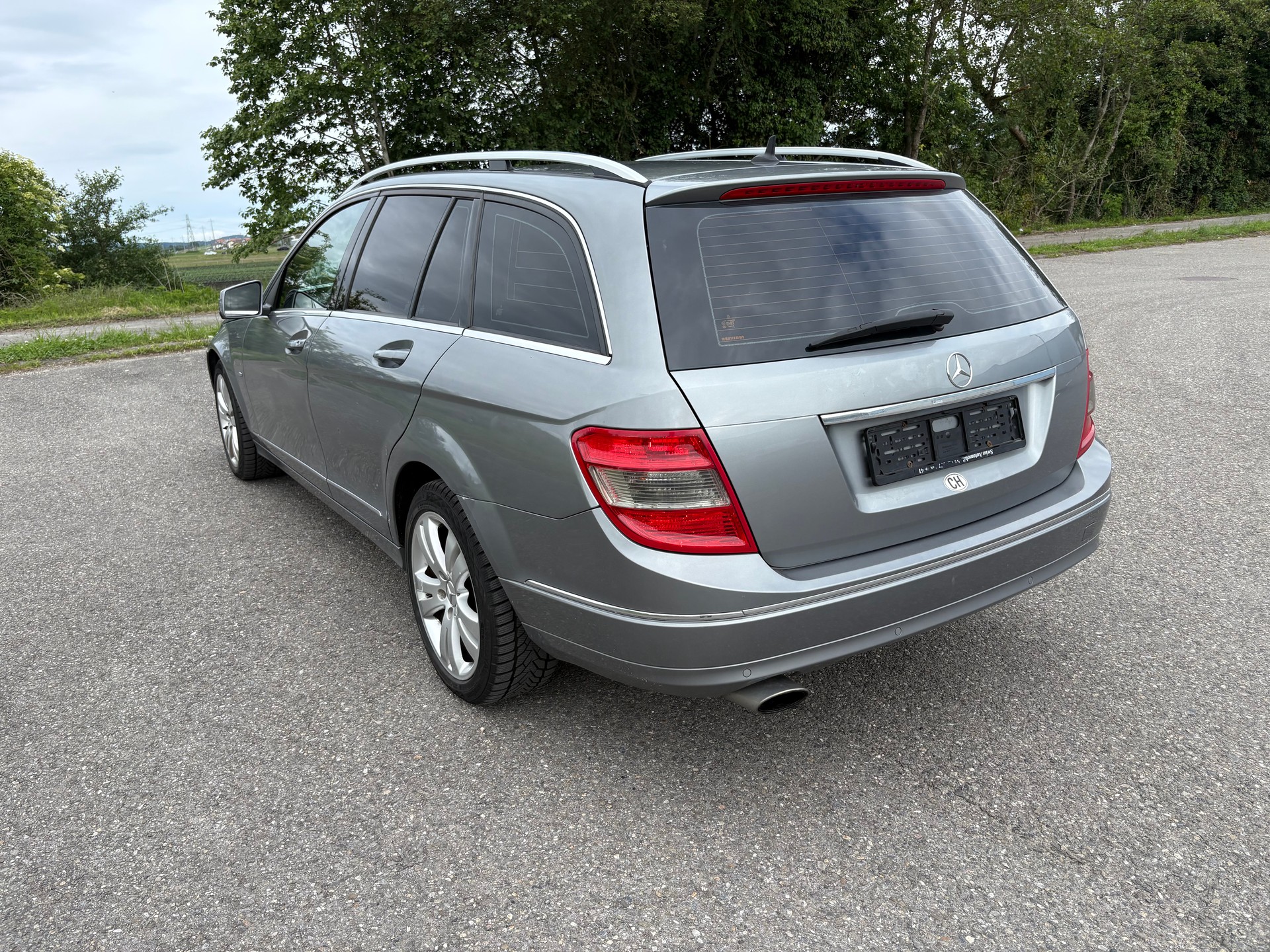MERCEDES-BENZ C 220 CDI BlueEfficiency Automatic-image-4