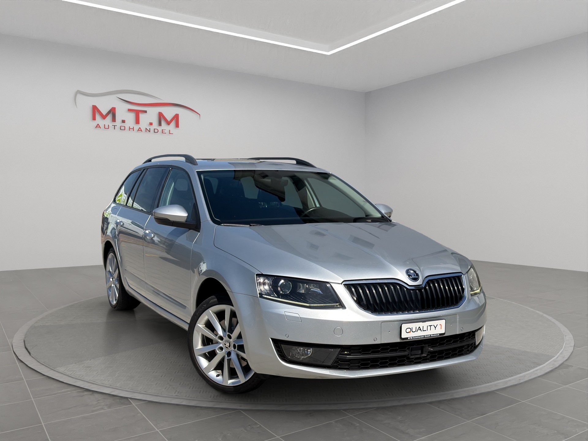 SKODA Octavia Combi 2.0 TDI Ambition 4x4 DSG